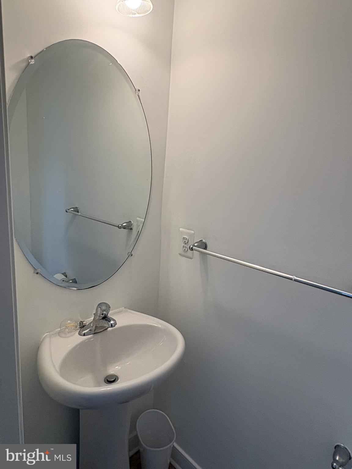 CHESAPEAKE BAY GOLF CLUB - Residential Lease