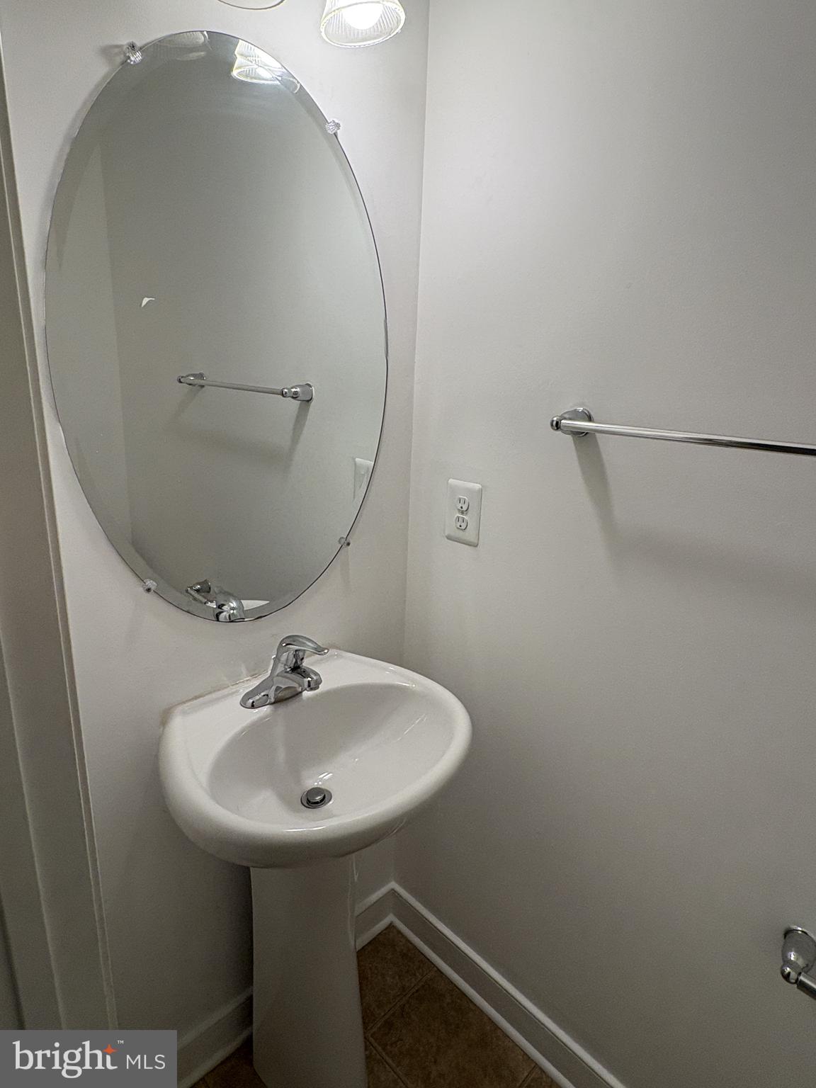 CHESAPEAKE BAY GOLF CLUB - Residential Lease