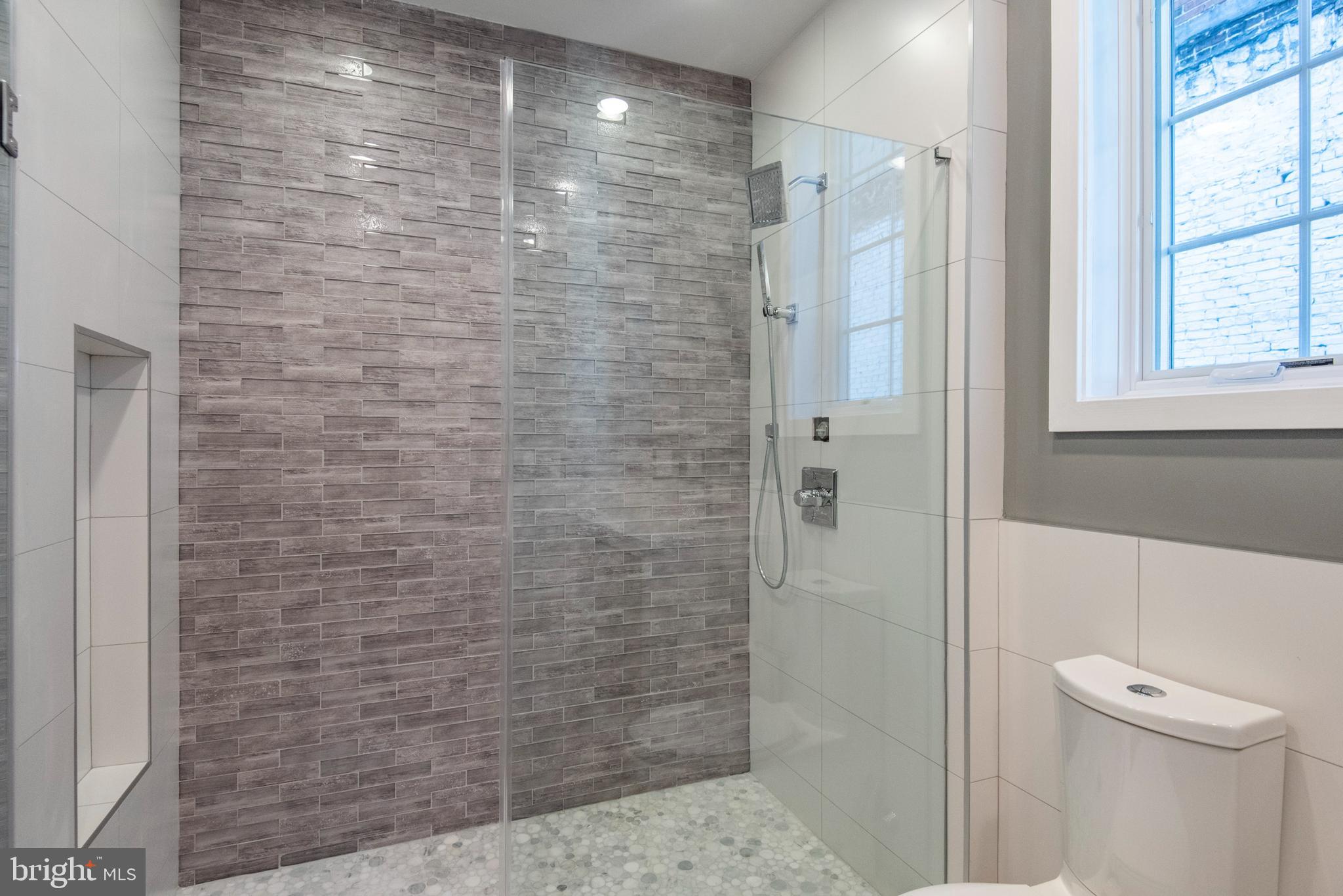 PASSYUNK SQUARE - Residential Lease