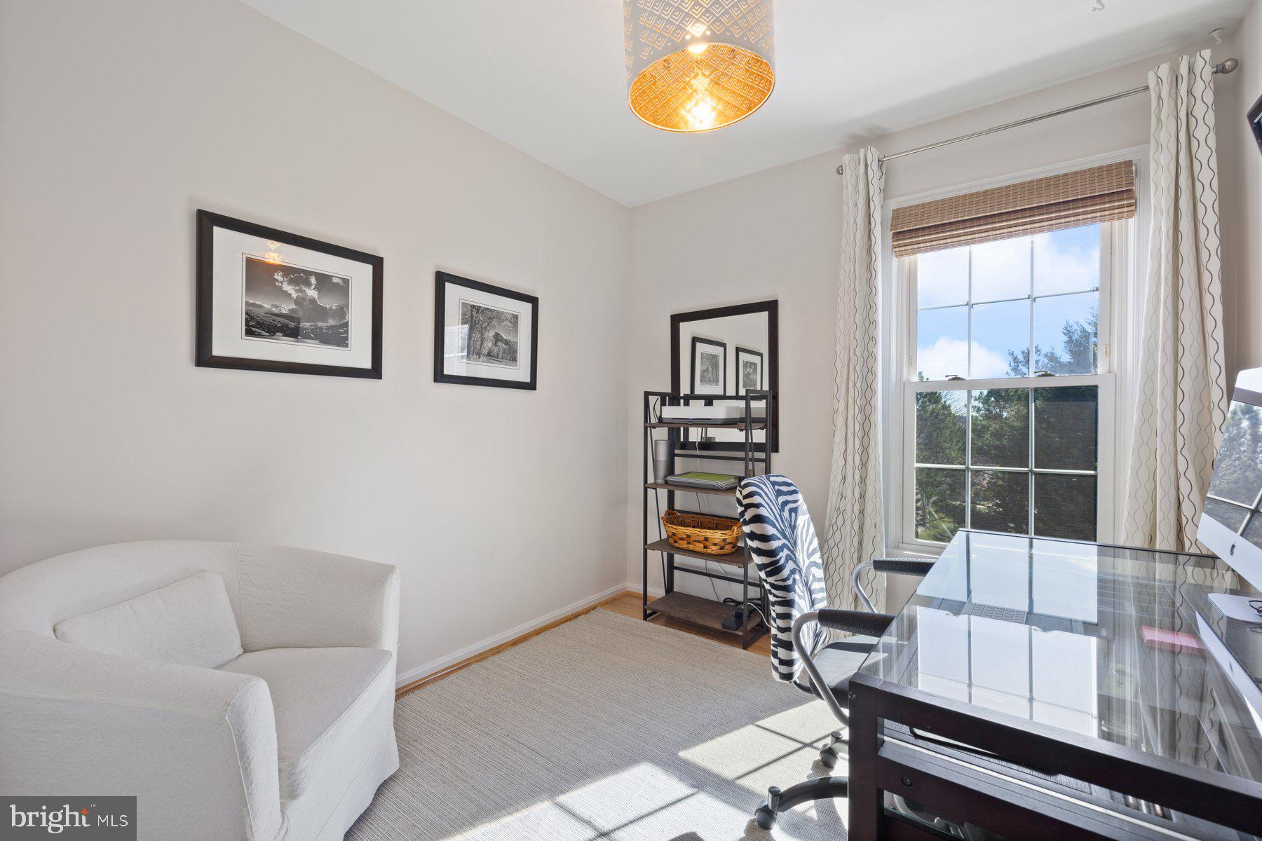 PINECREST - Residential