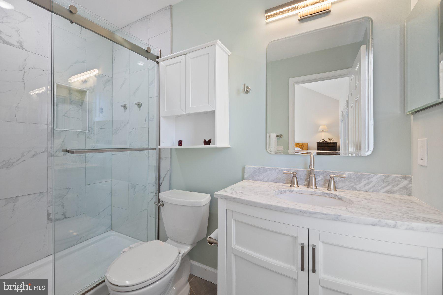 PINECREST - Residential