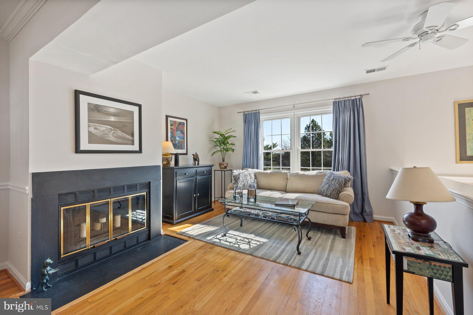 PINECREST - Residential