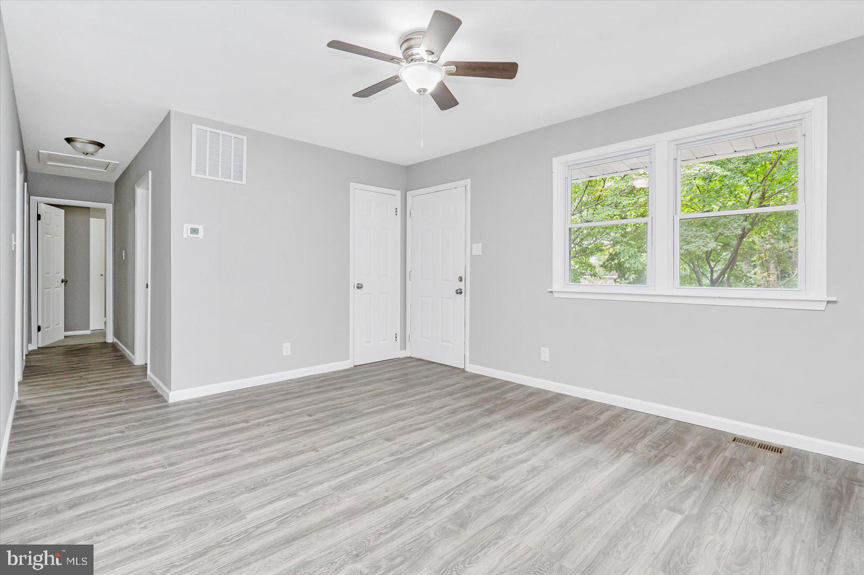 MEADOWVIEW - Residential