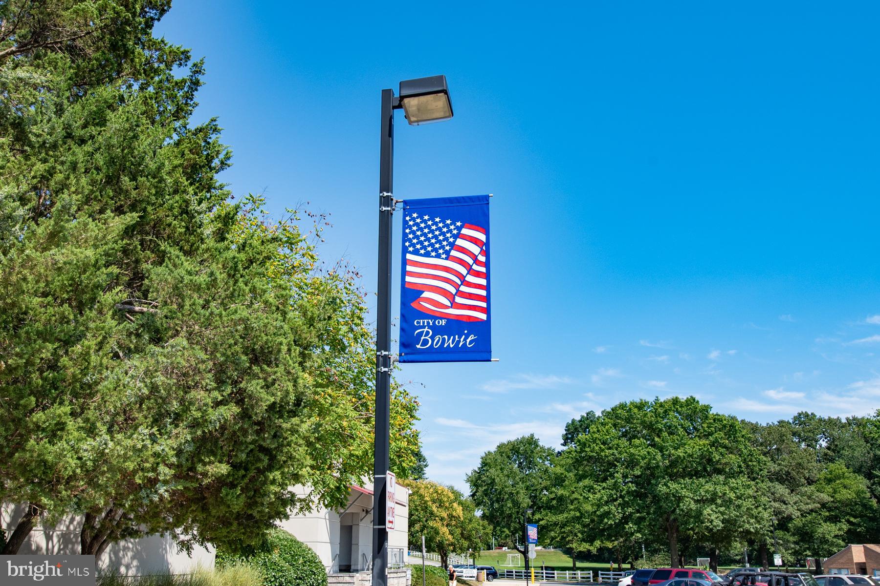 OAK POND - Residential