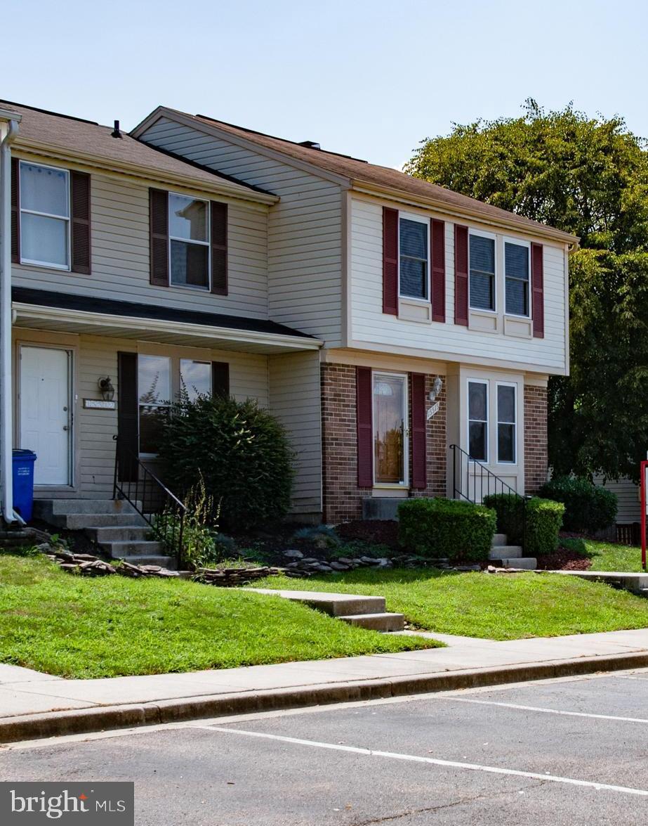 OAK POND - Residential