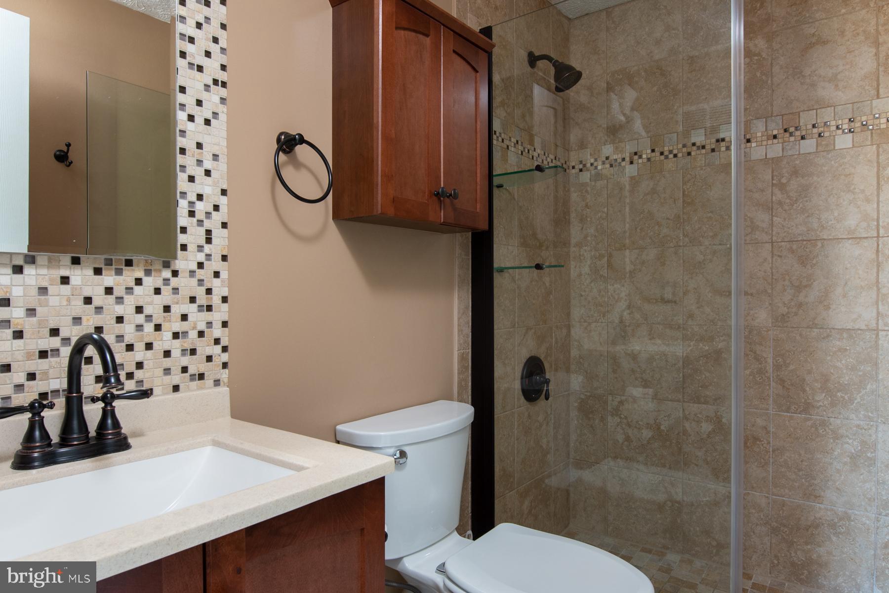 OAK POND - Residential