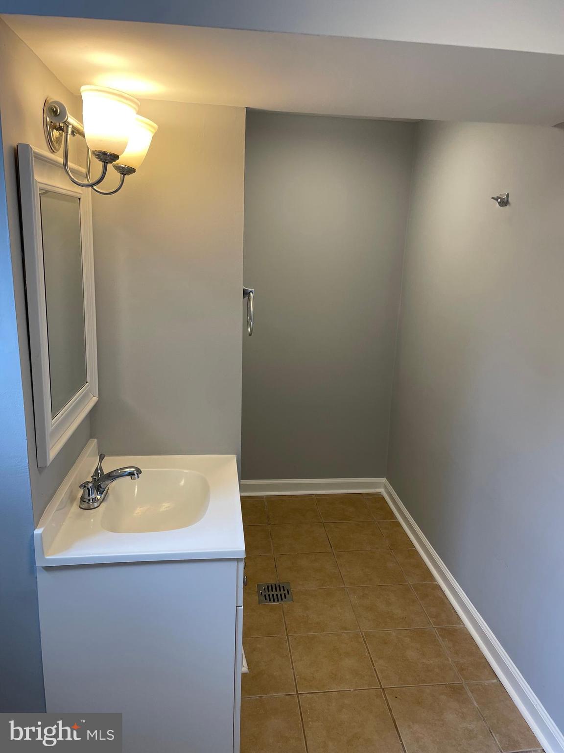 OXON RUN HILLS - Residential