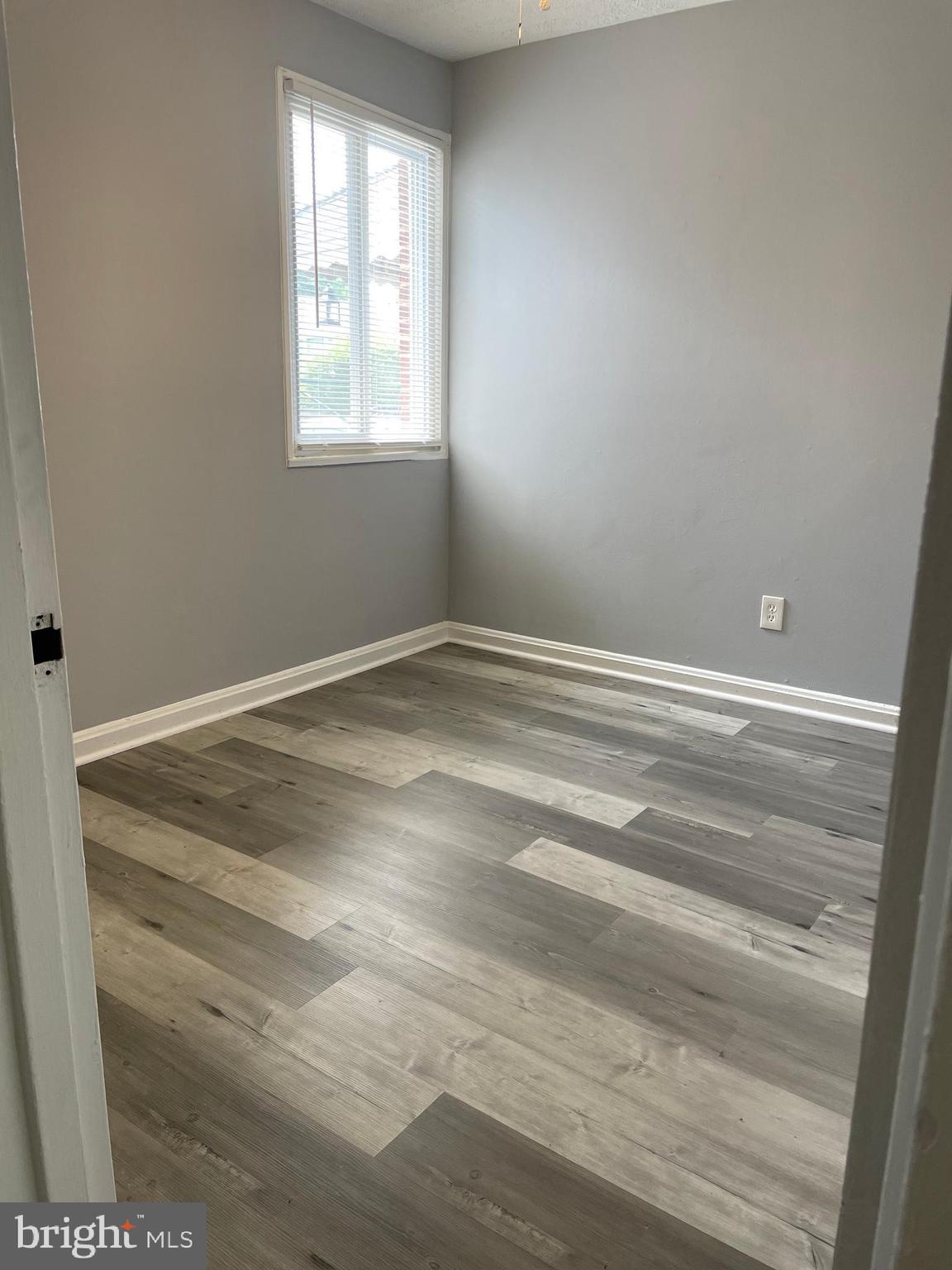 OXON RUN HILLS - Residential