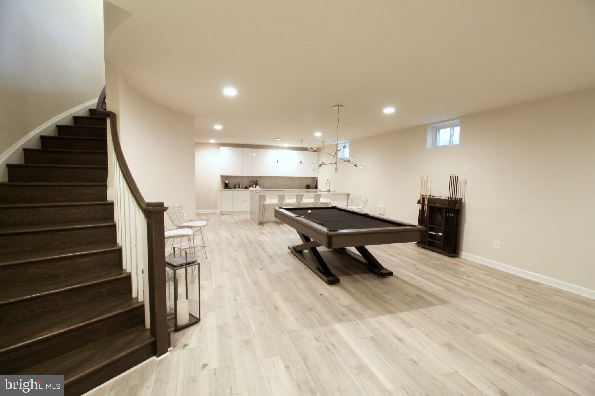 ONE LOUDOUN - Residential Lease