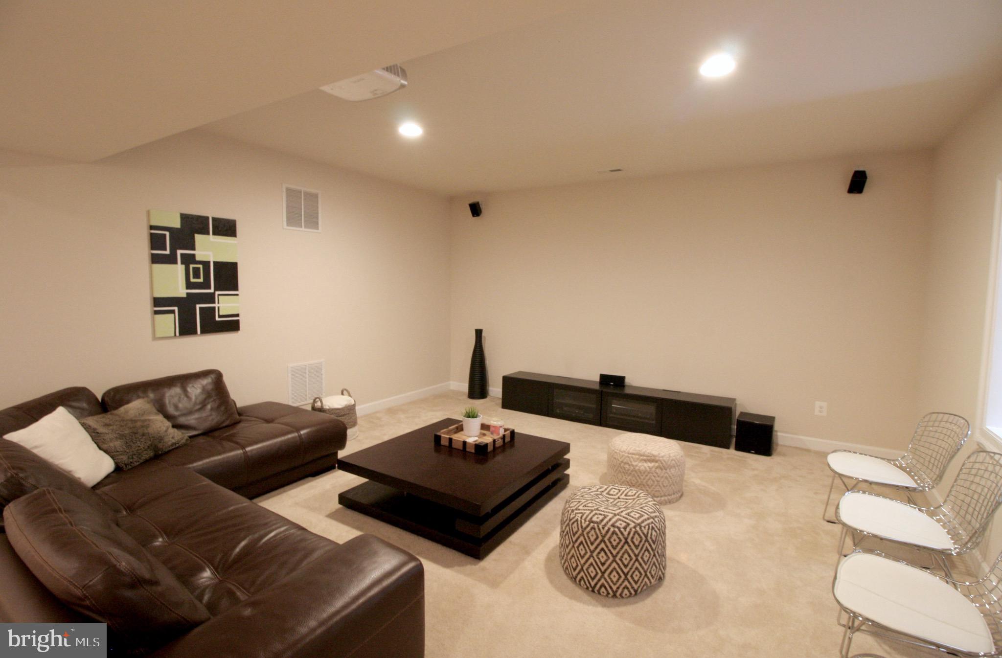 ONE LOUDOUN - Residential Lease