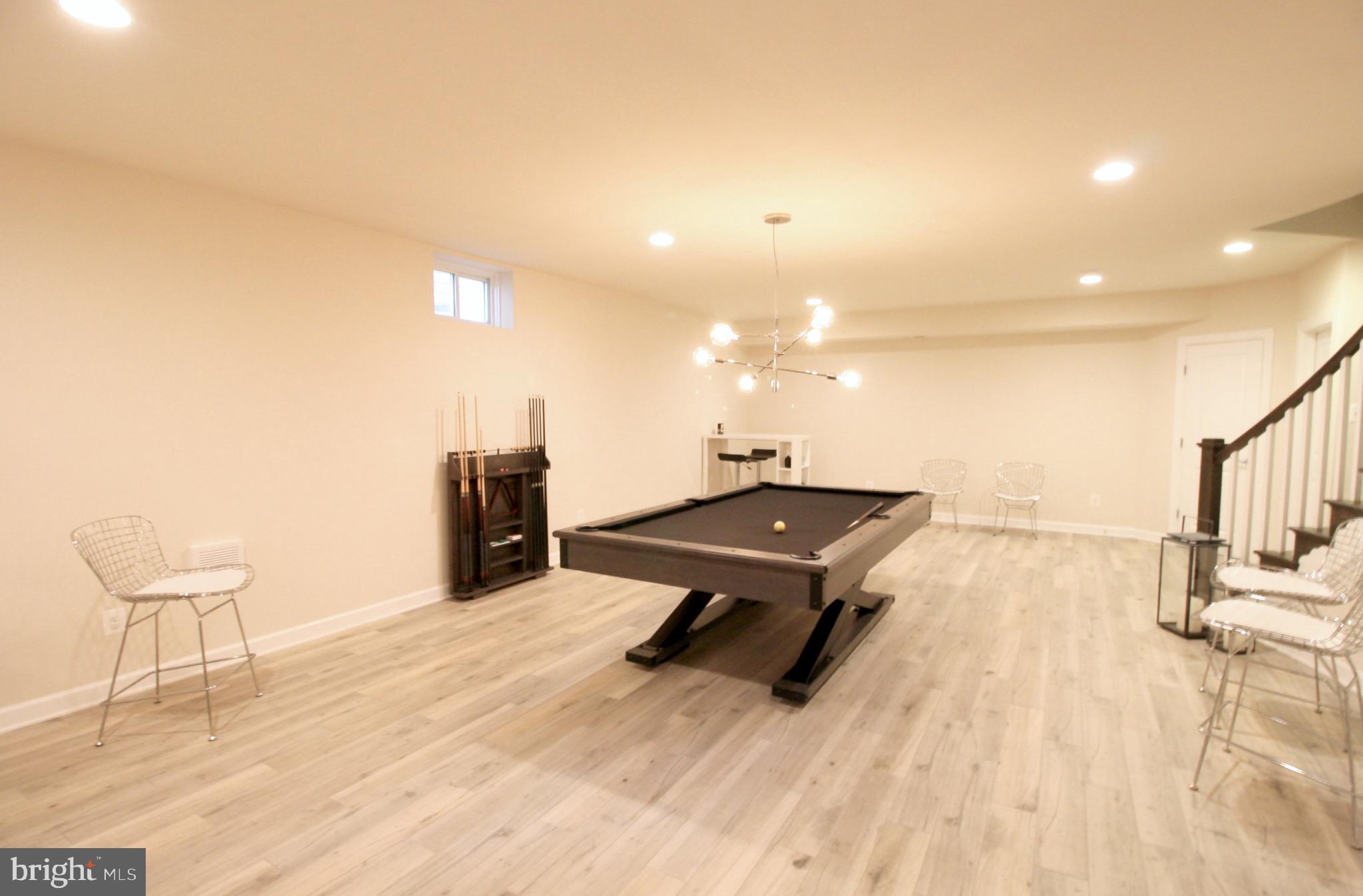 ONE LOUDOUN - Residential Lease