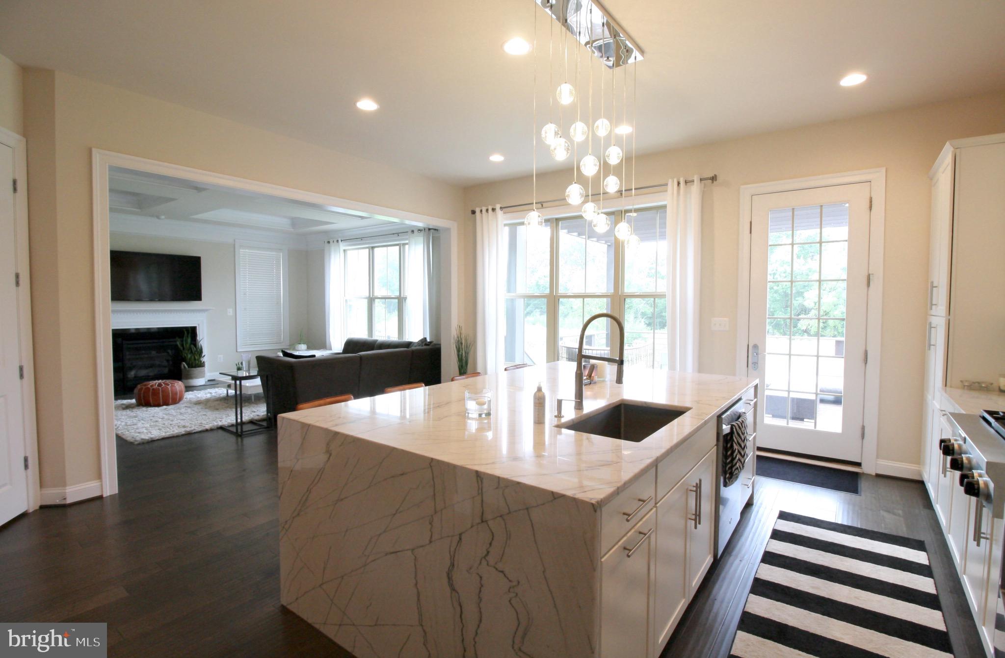 ONE LOUDOUN - Residential Lease