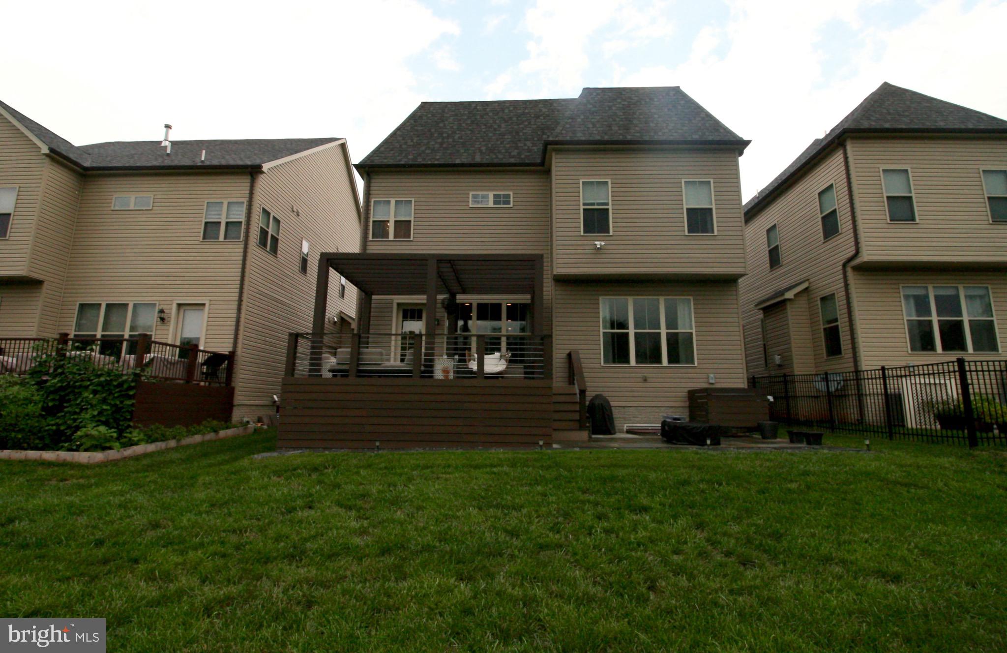 ONE LOUDOUN - Residential Lease