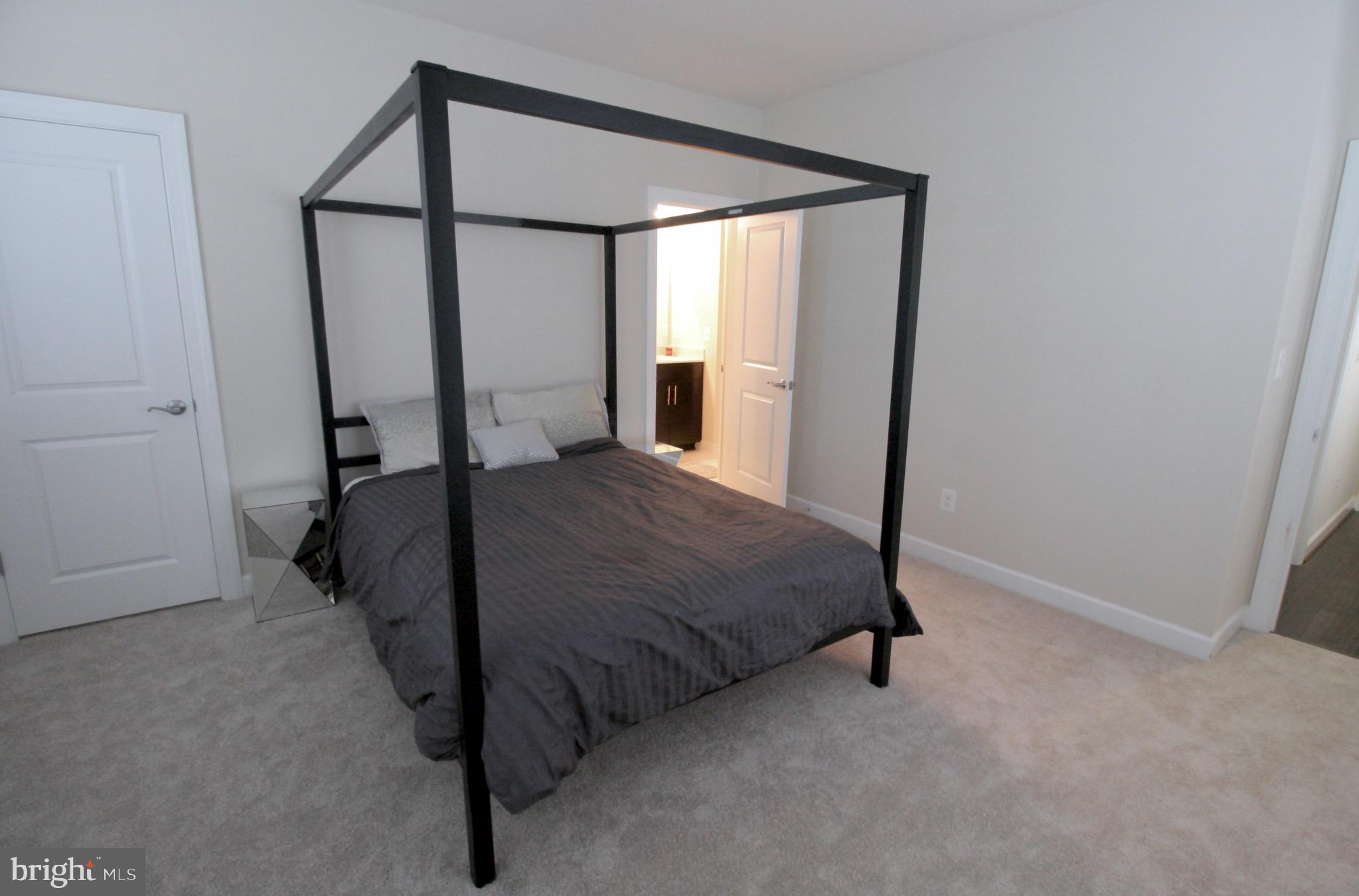 ONE LOUDOUN - Residential Lease