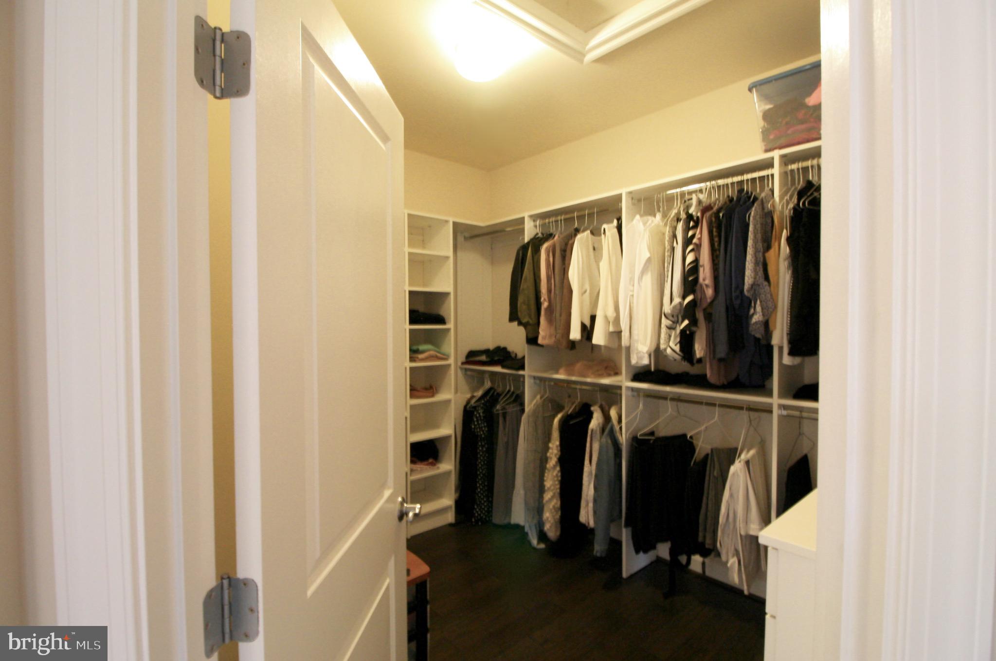 ONE LOUDOUN - Residential Lease