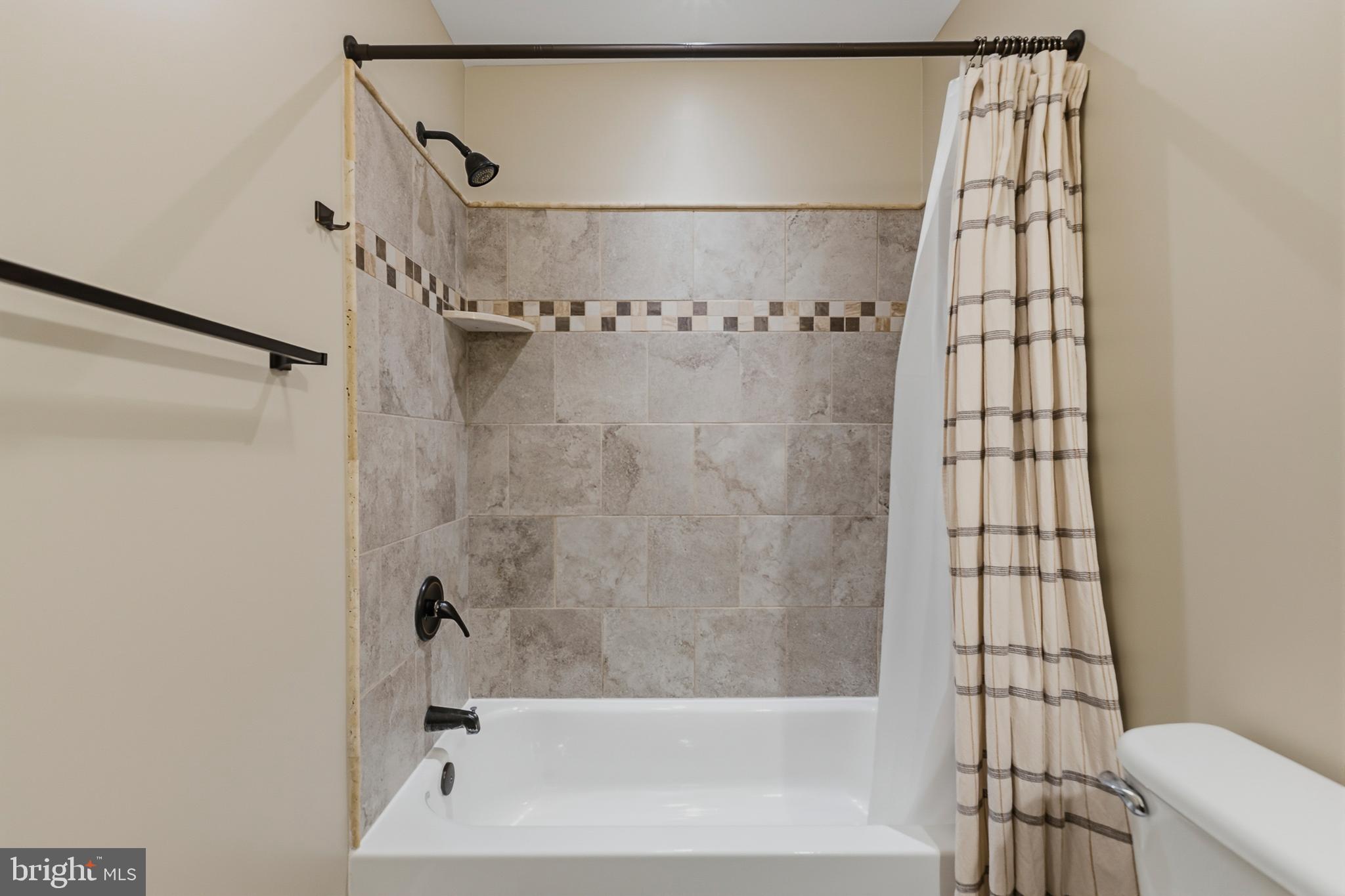 CEDAR HILL - Residential