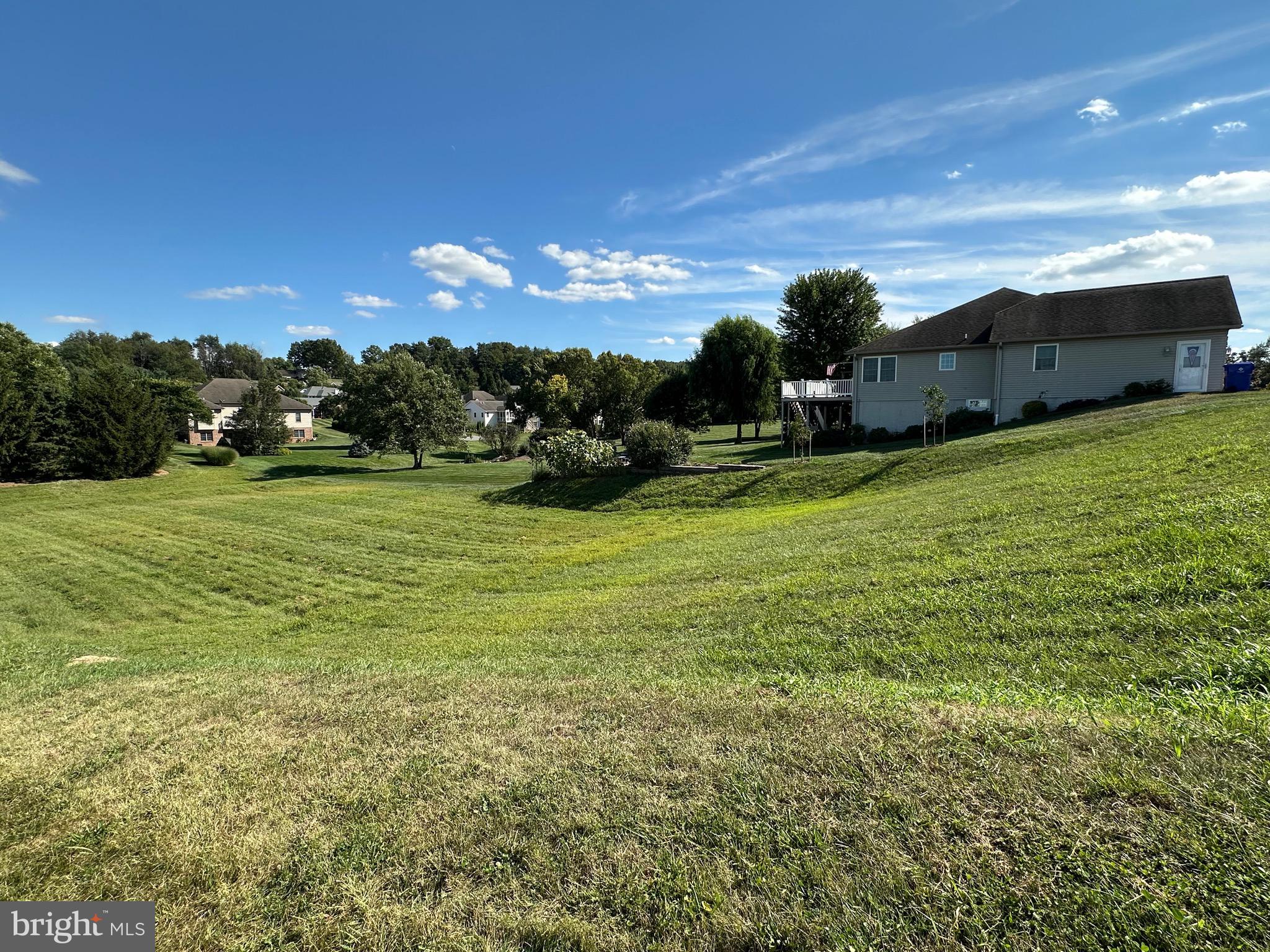 PENN NATIONAL GOLF COURSE COMMUNITY - Land