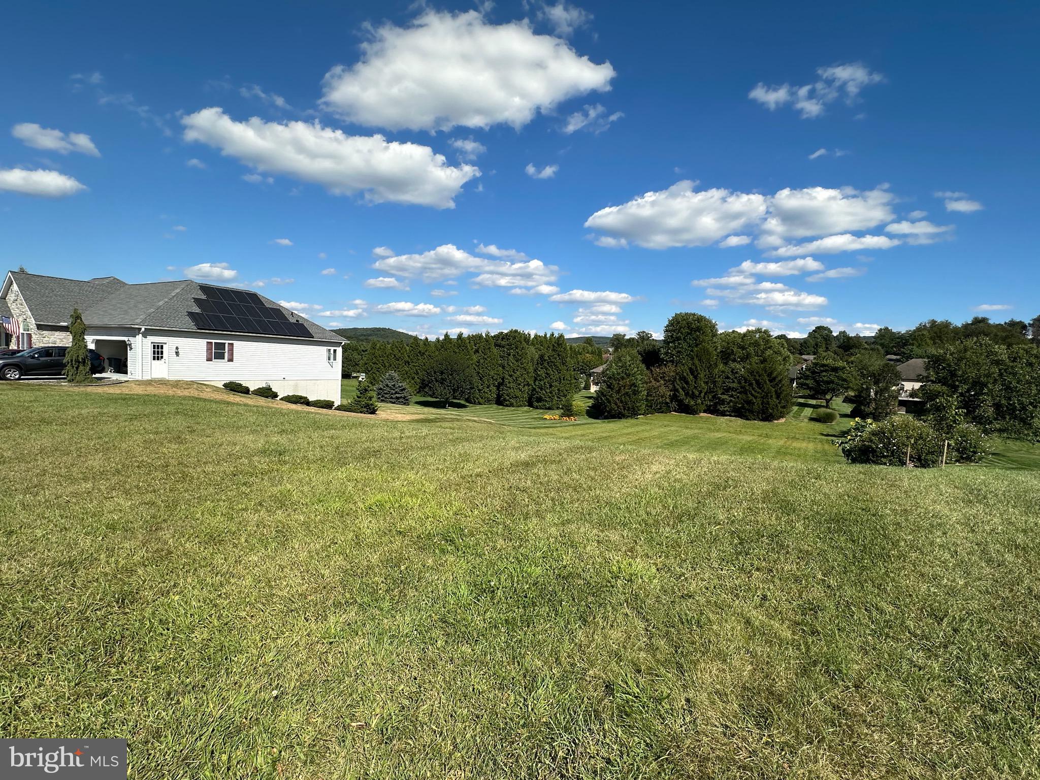 PENN NATIONAL GOLF COURSE COMMUNITY - Land