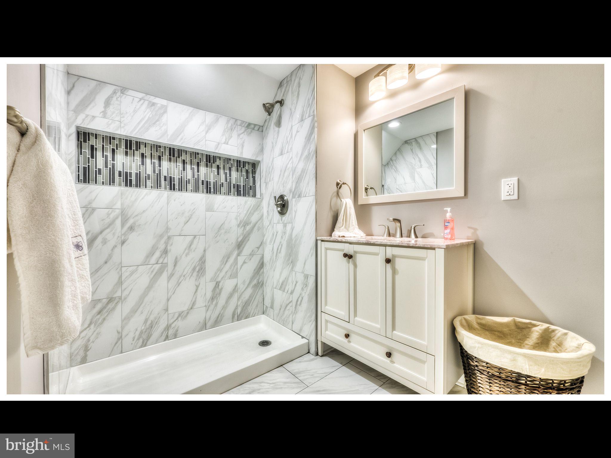 GARDENVILLE - Residential