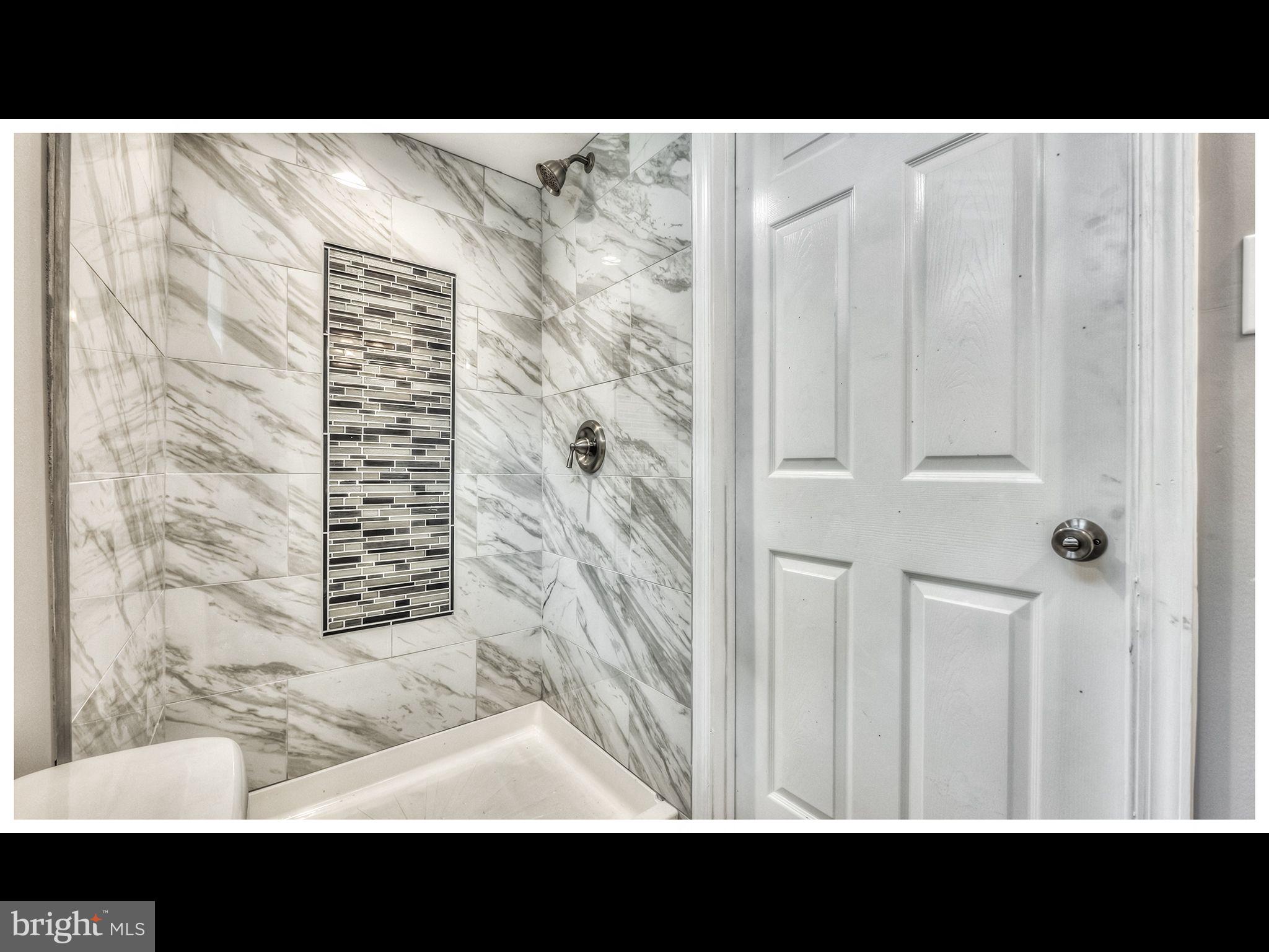 GARDENVILLE - Residential