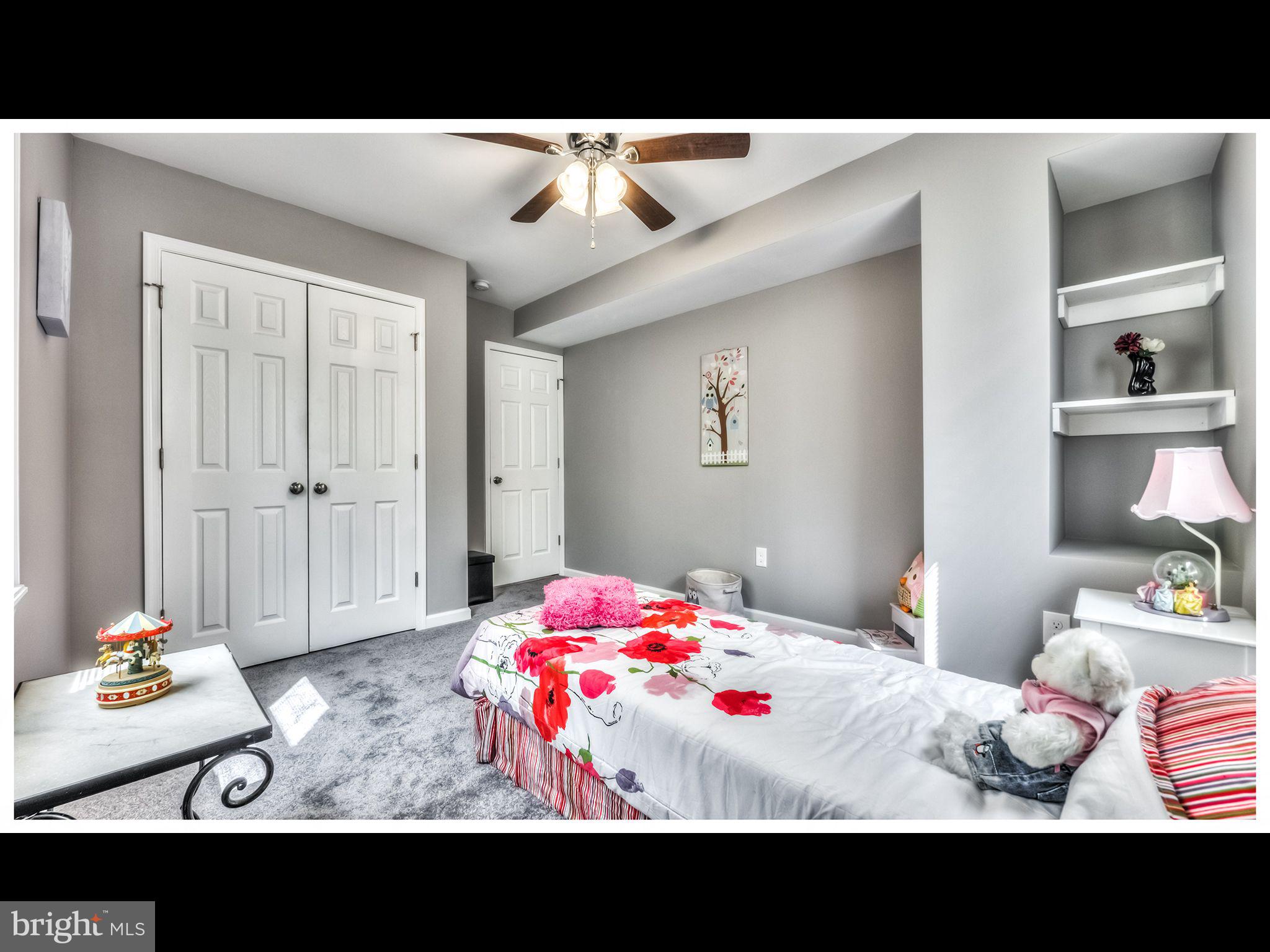 GARDENVILLE - Residential