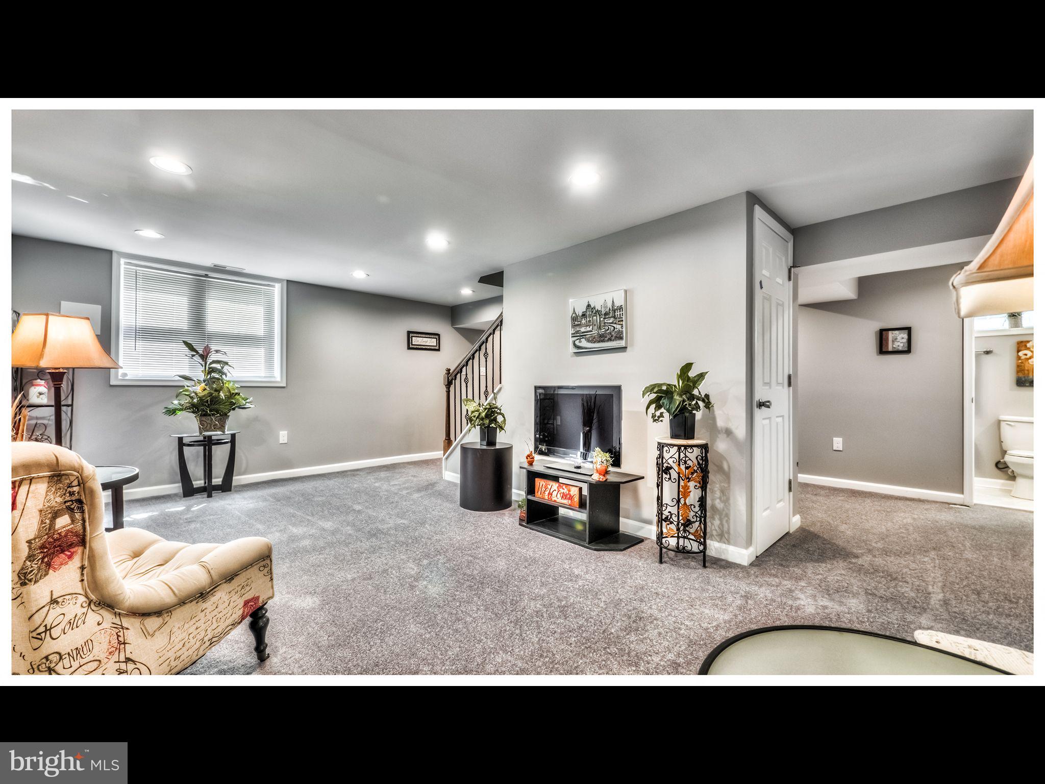 GARDENVILLE - Residential