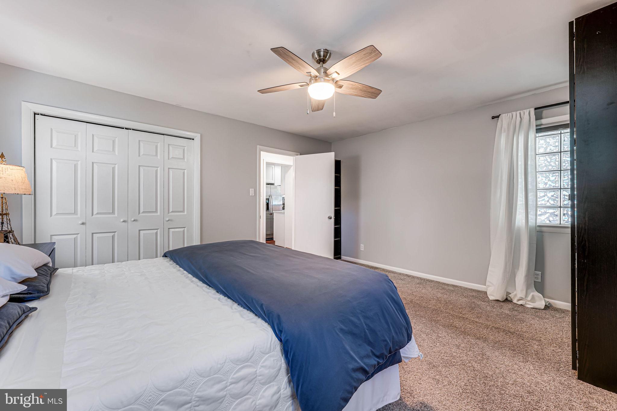 BROYHILL CREST - Residential