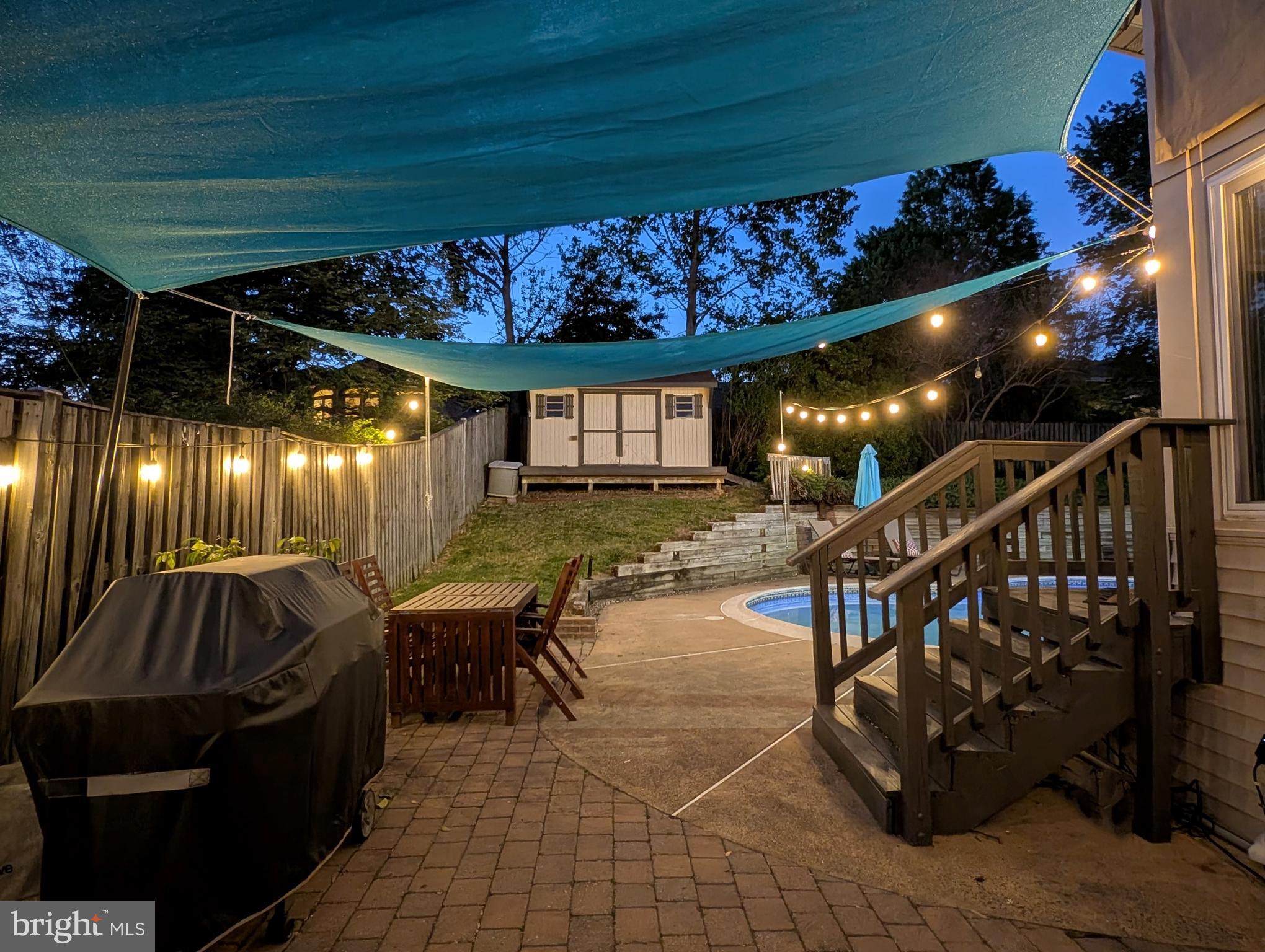 BROYHILL CREST - Residential