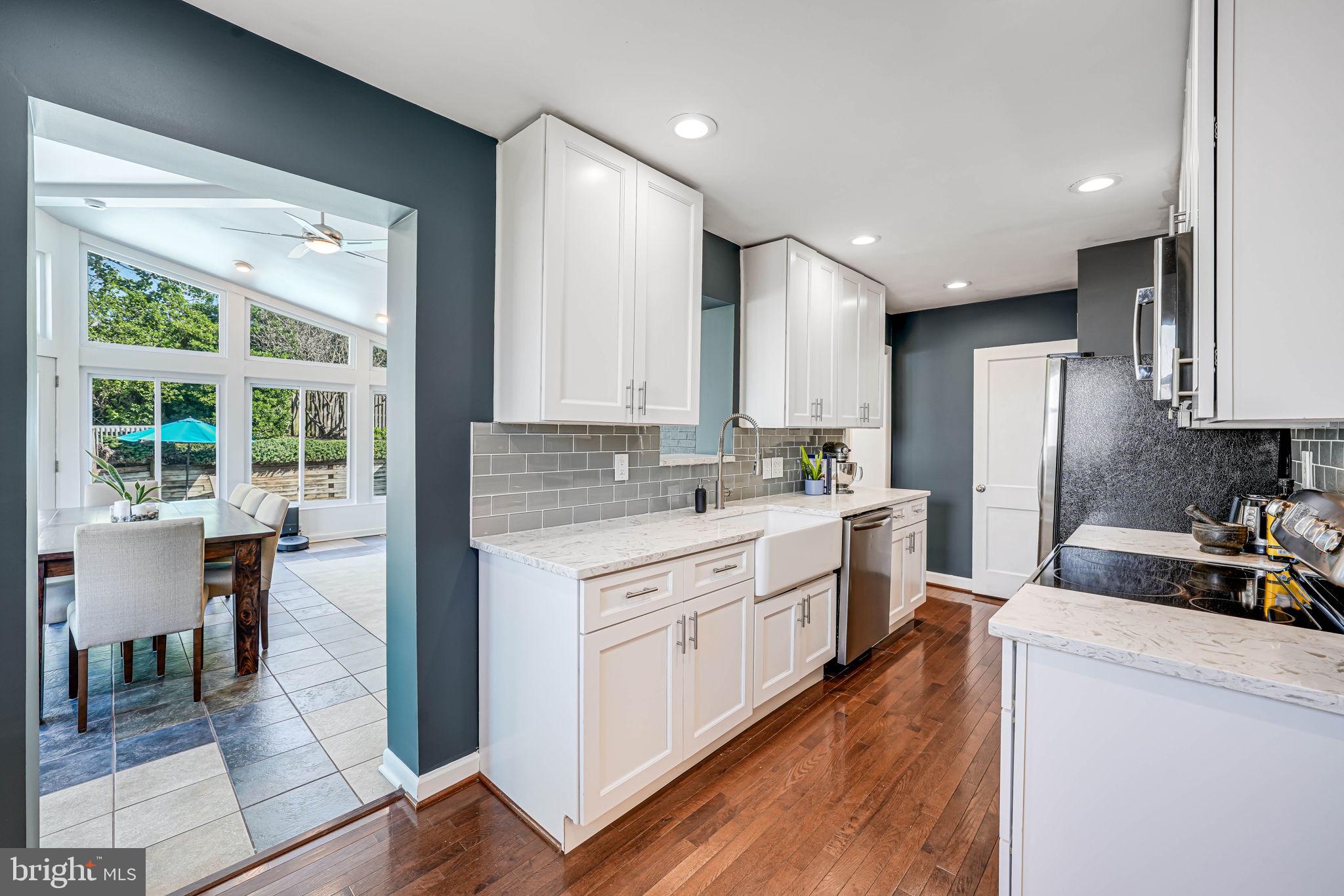 BROYHILL CREST - Residential