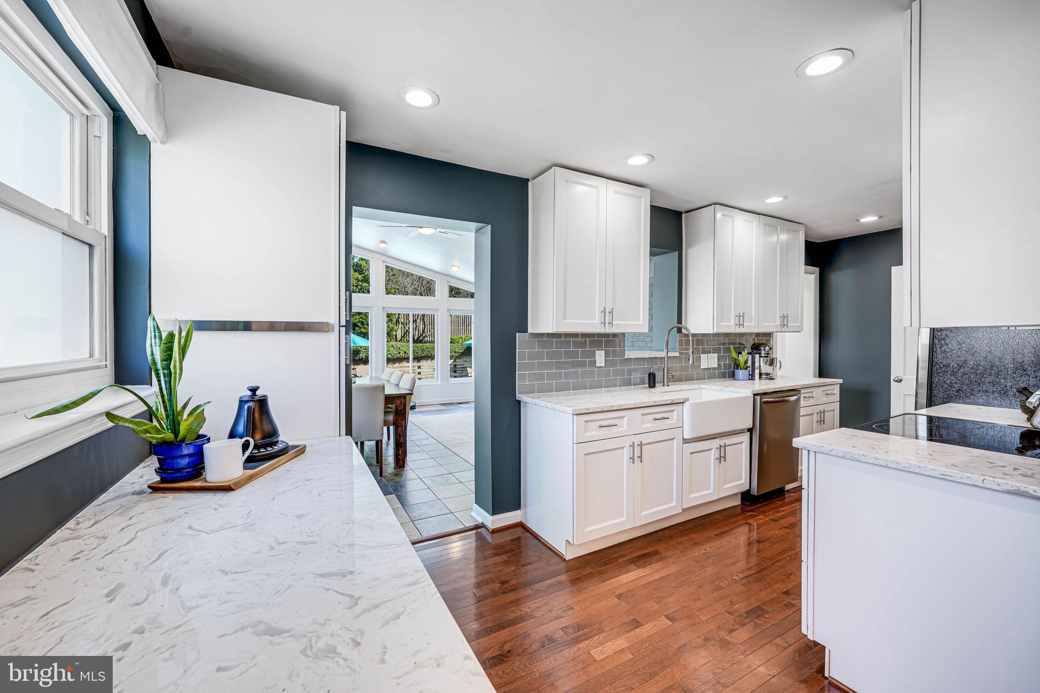 BROYHILL CREST - Residential