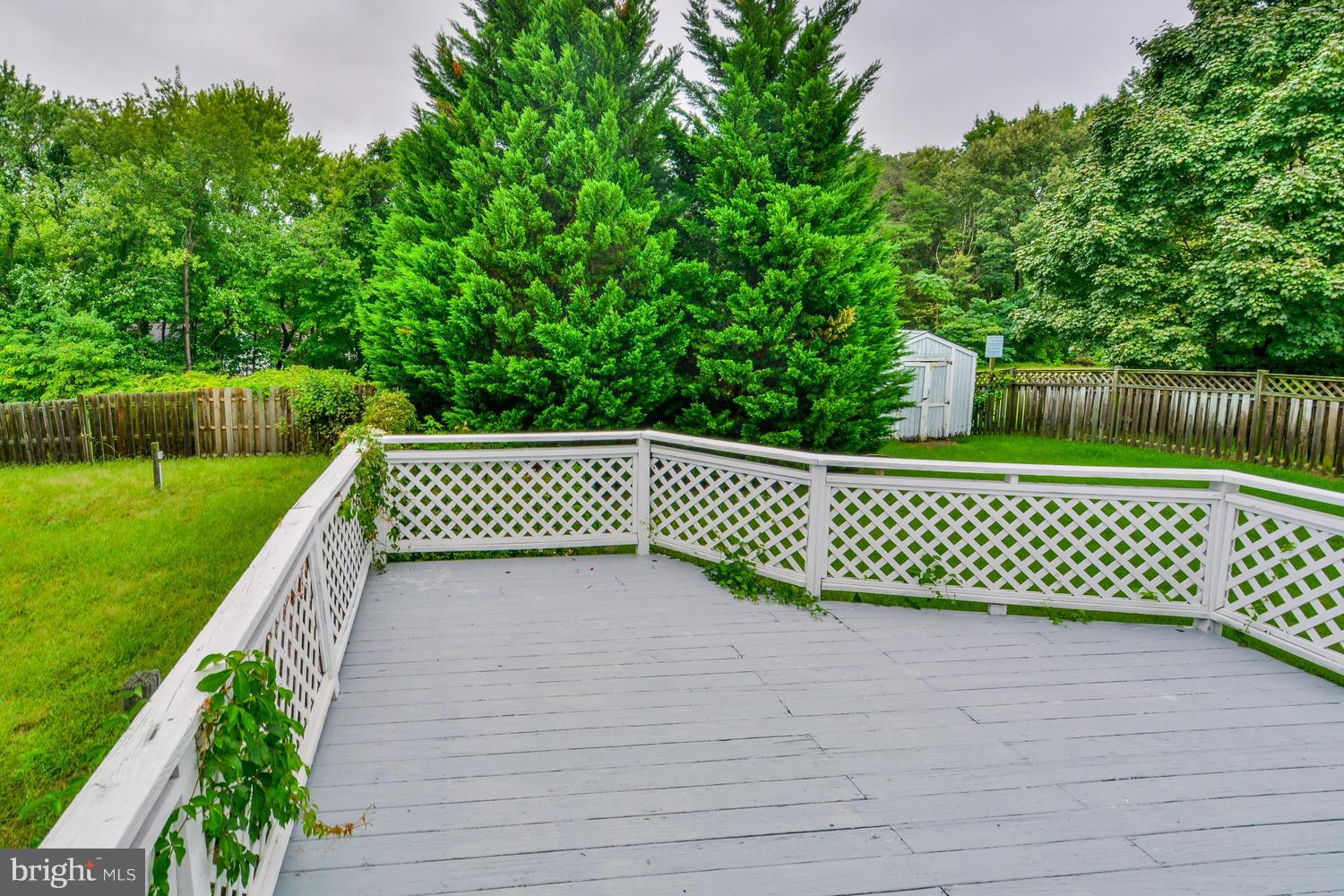 QUEENS PARK - Residential