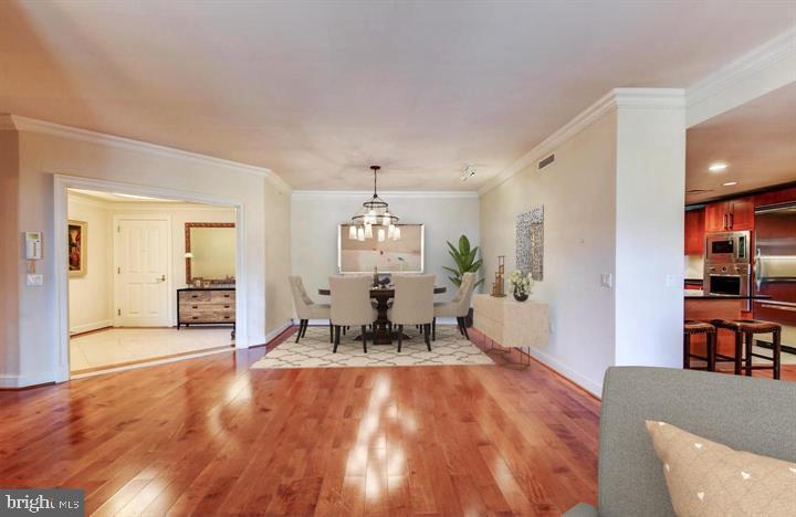 THE RITZ-CARLTON RESIDENCES - Residential