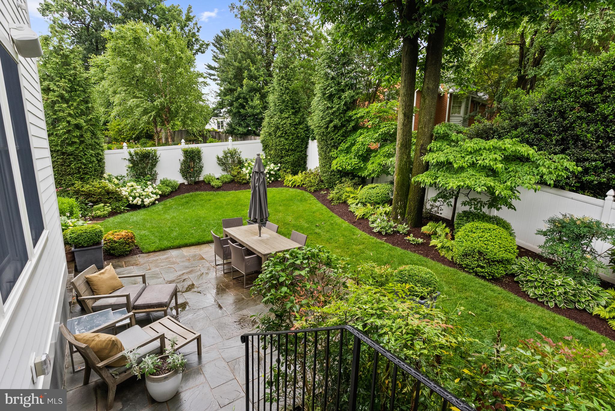 DOVER BALMORAL RIVERWOOD - Residential