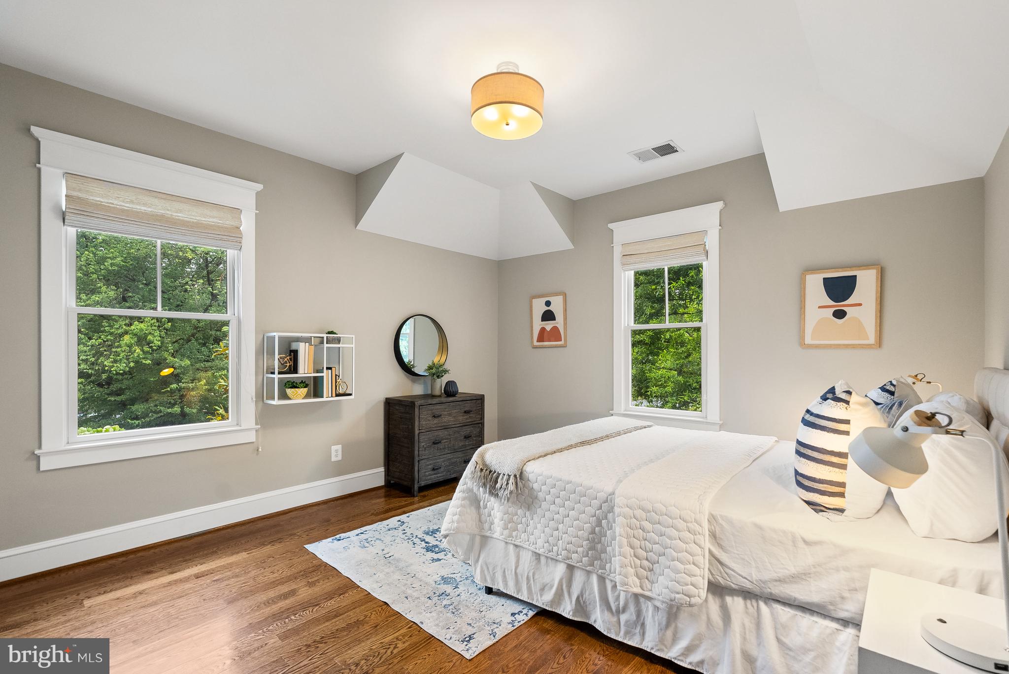 DOVER BALMORAL RIVERWOOD - Residential