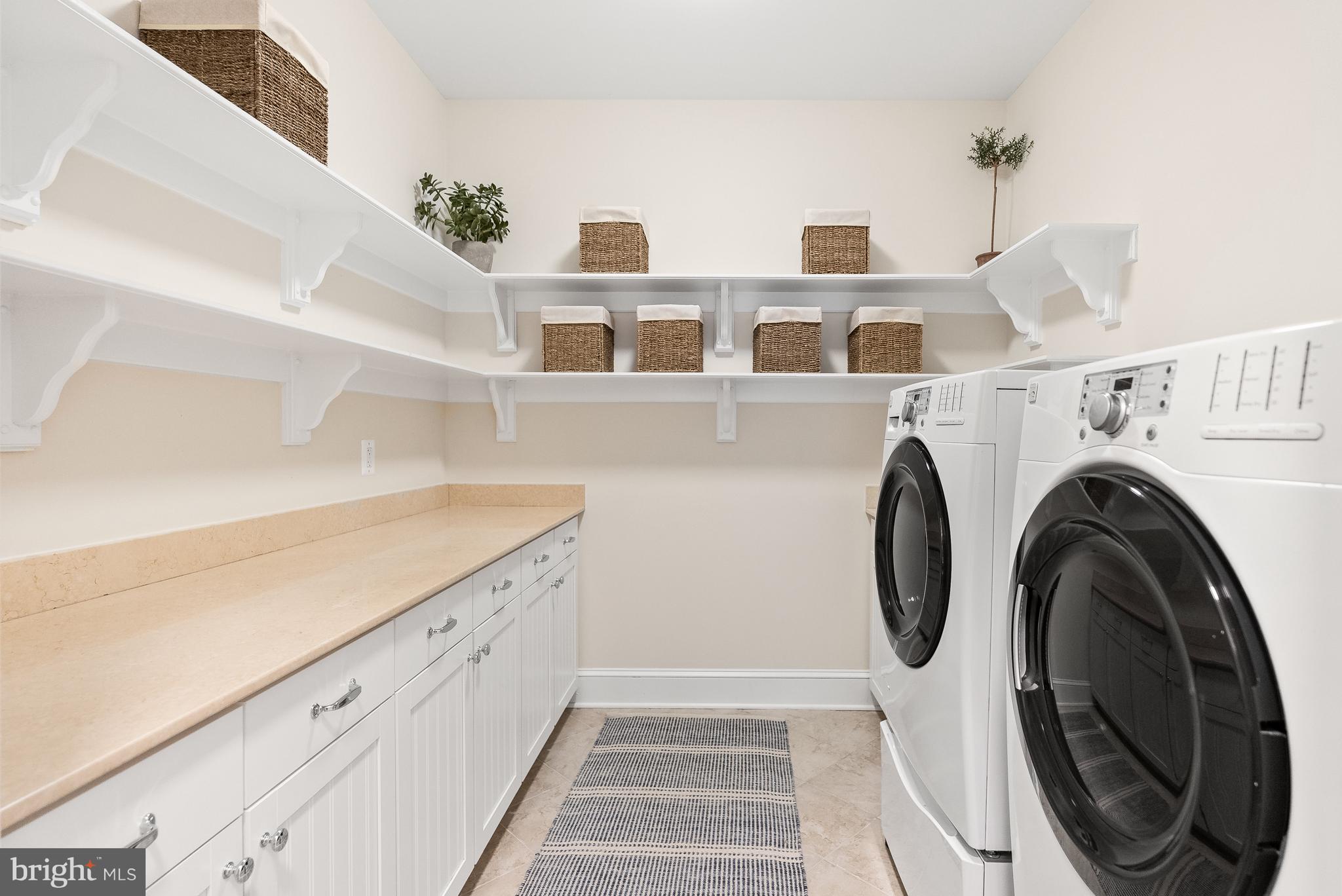 DOVER BALMORAL RIVERWOOD - Residential