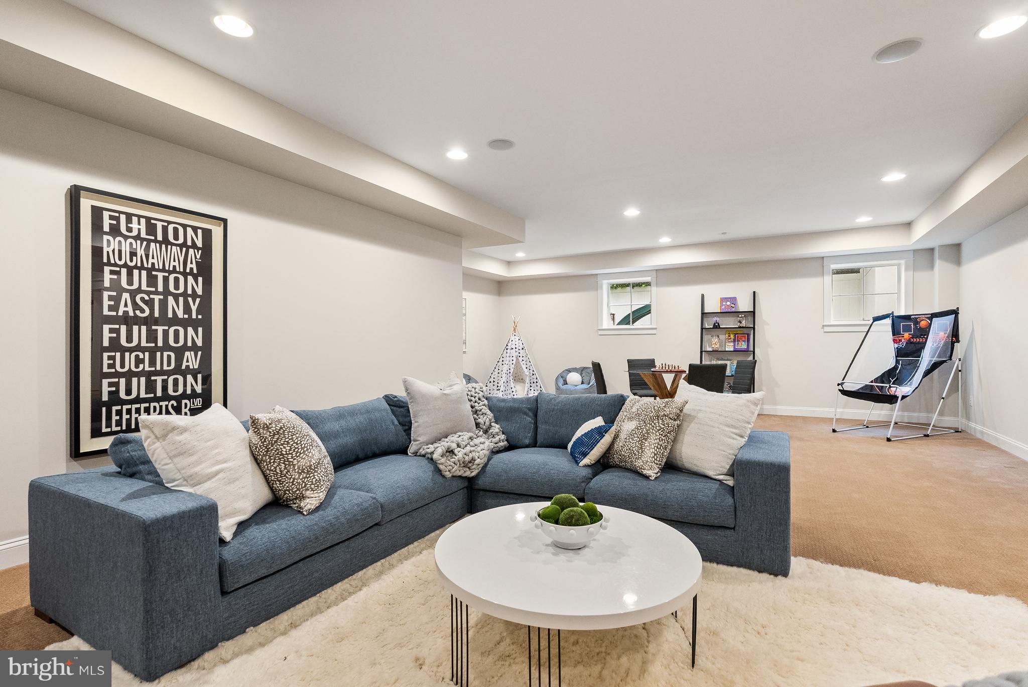 DOVER BALMORAL RIVERWOOD - Residential