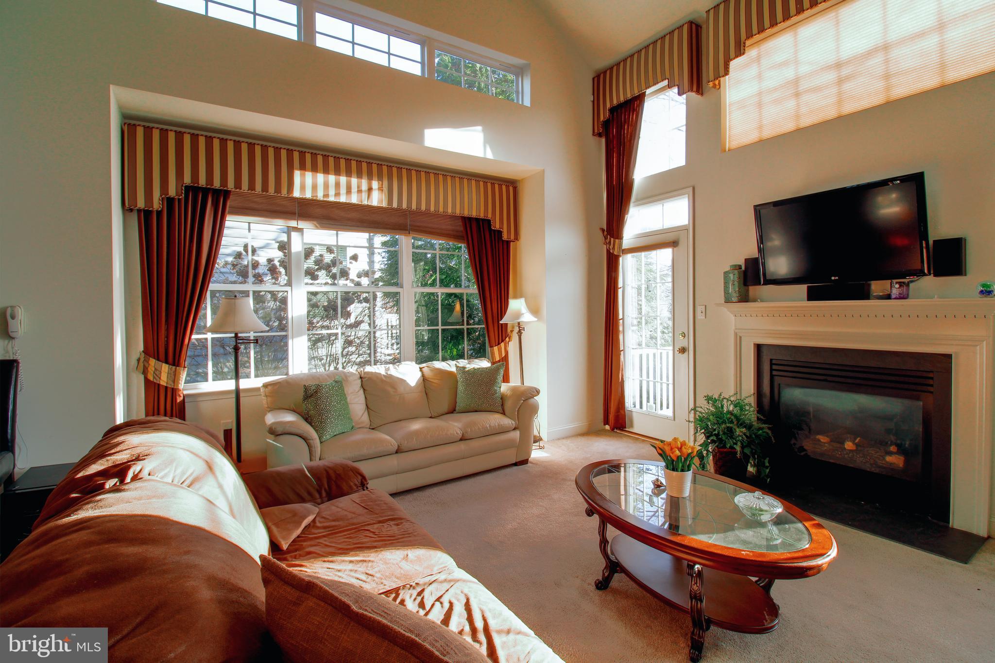 MERIDIAN CROSSING - Residential