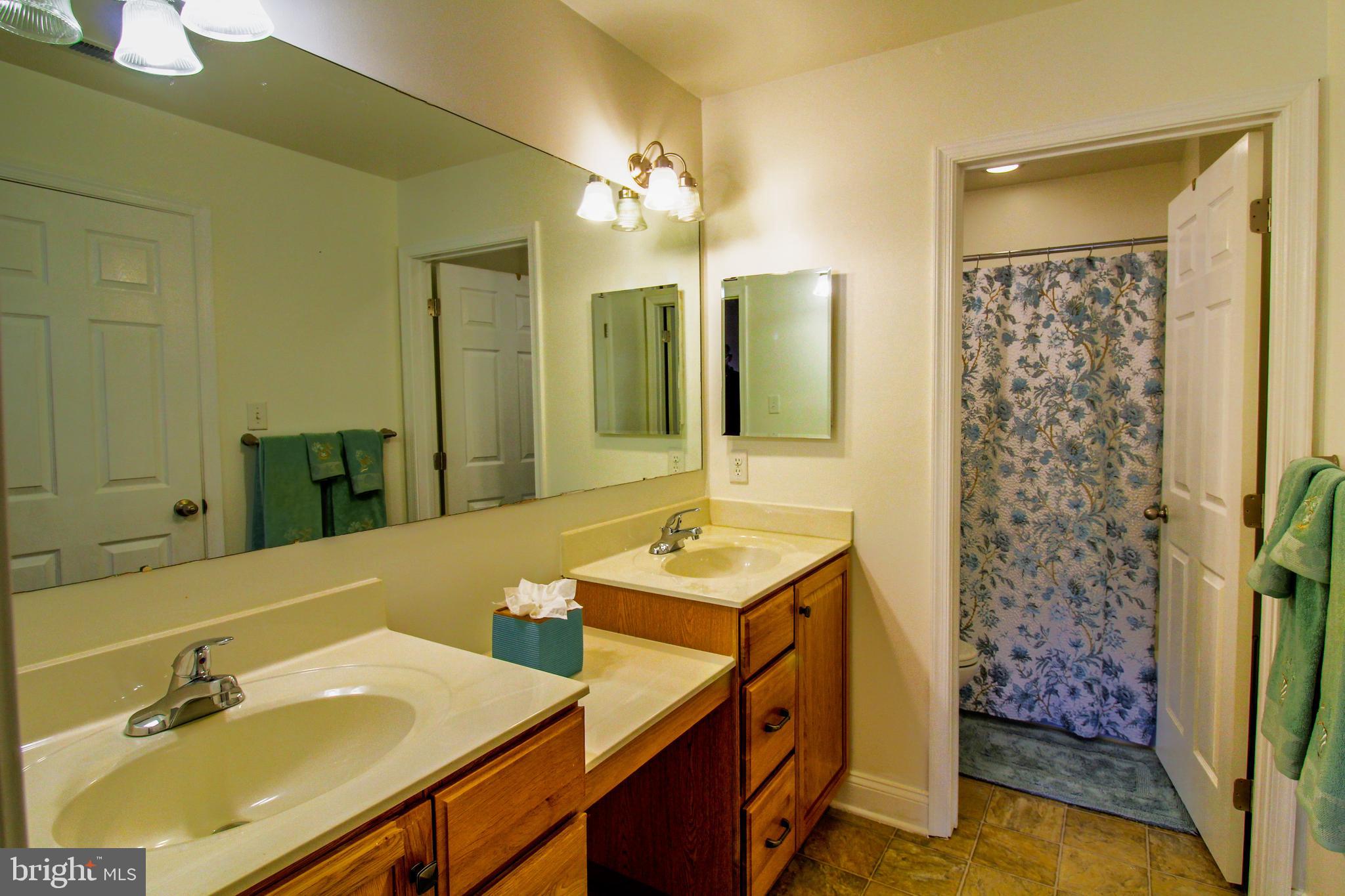 MERIDIAN CROSSING - Residential