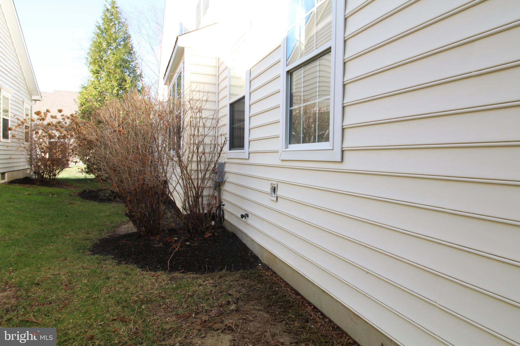 MERIDIAN CROSSING - Residential