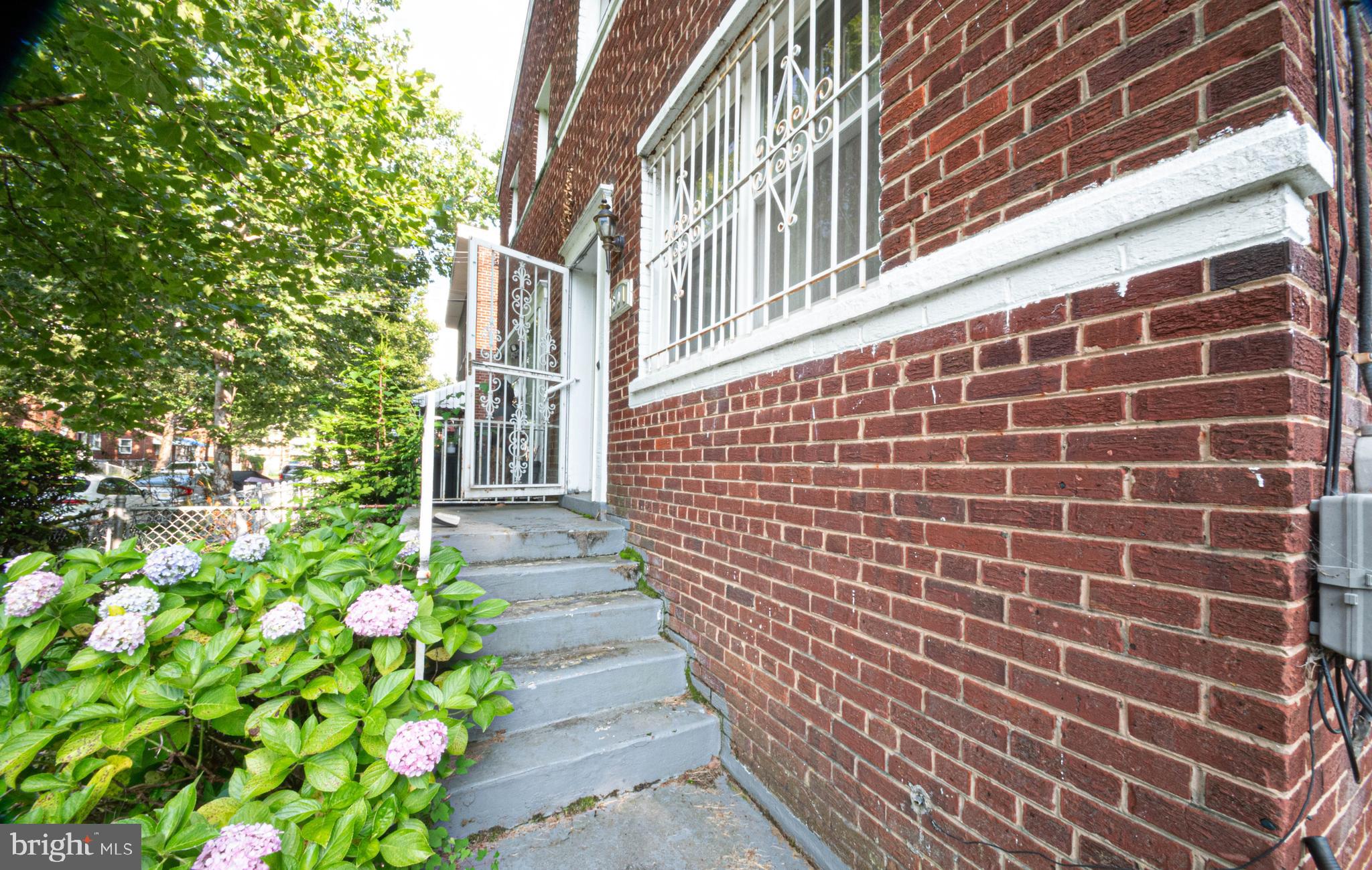 601 FORRESTER STREET SE