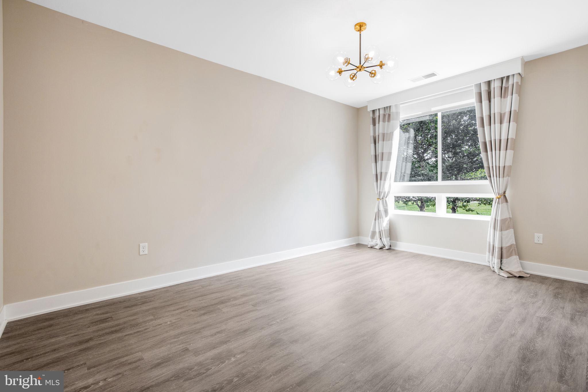 NATIONAL HARBOR - Residential Lease