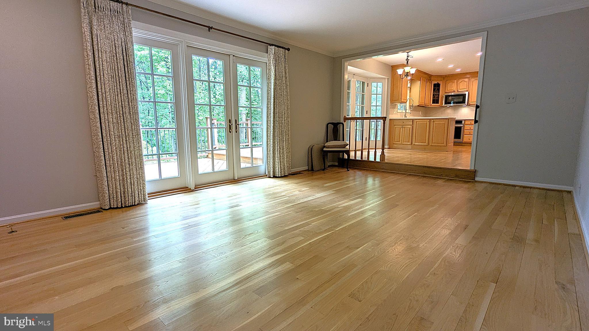 RESTON - Residential Lease