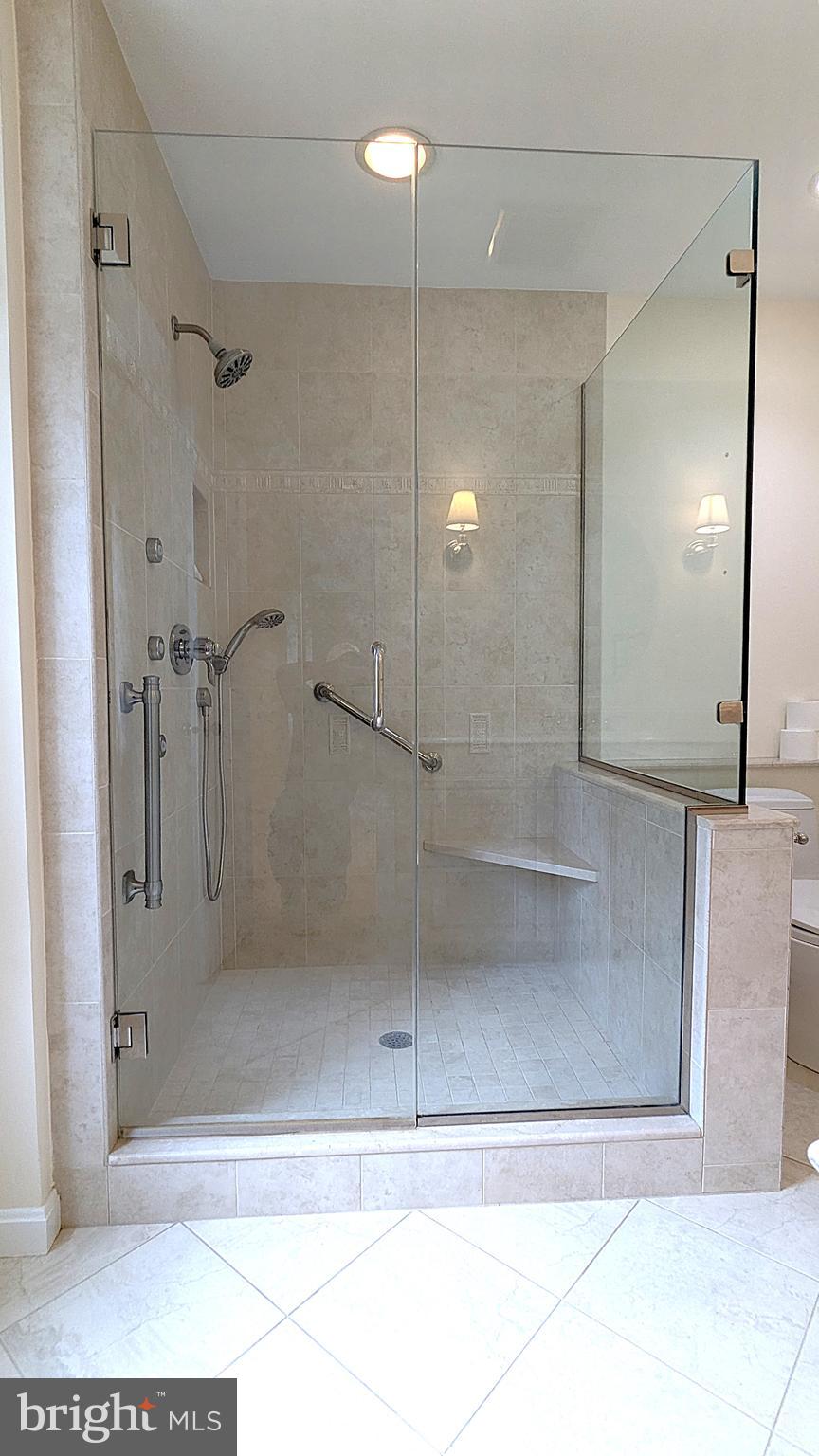 RESTON - Residential Lease