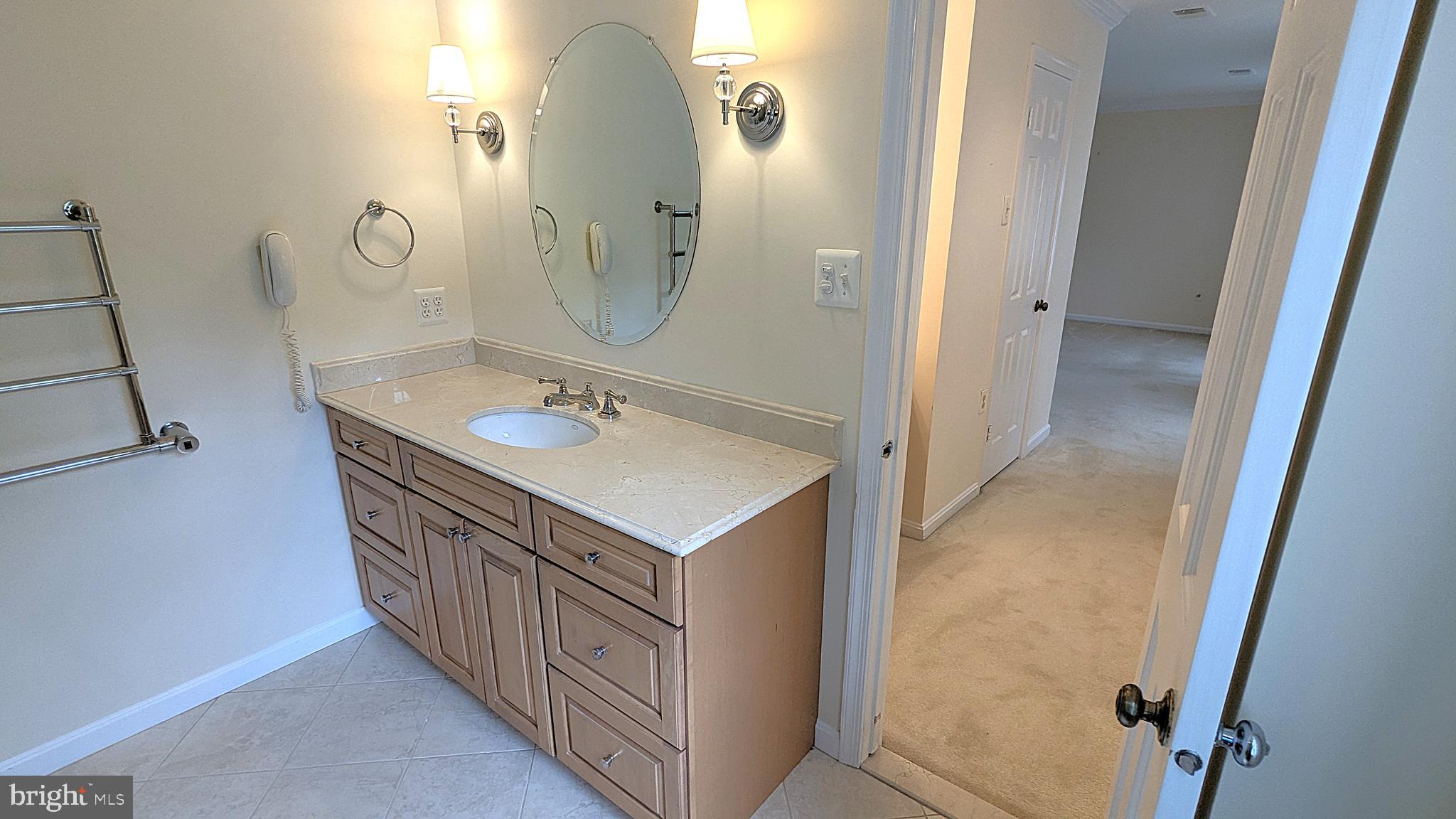 RESTON - Residential Lease