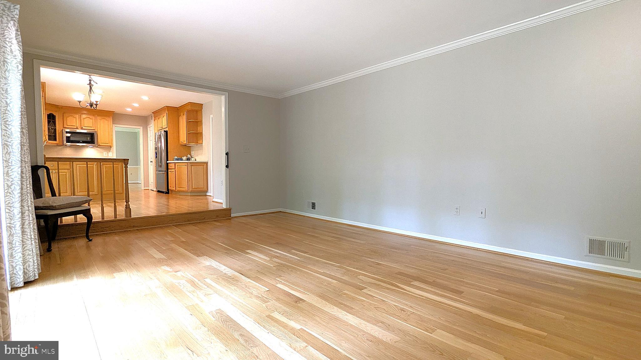 RESTON - Residential Lease