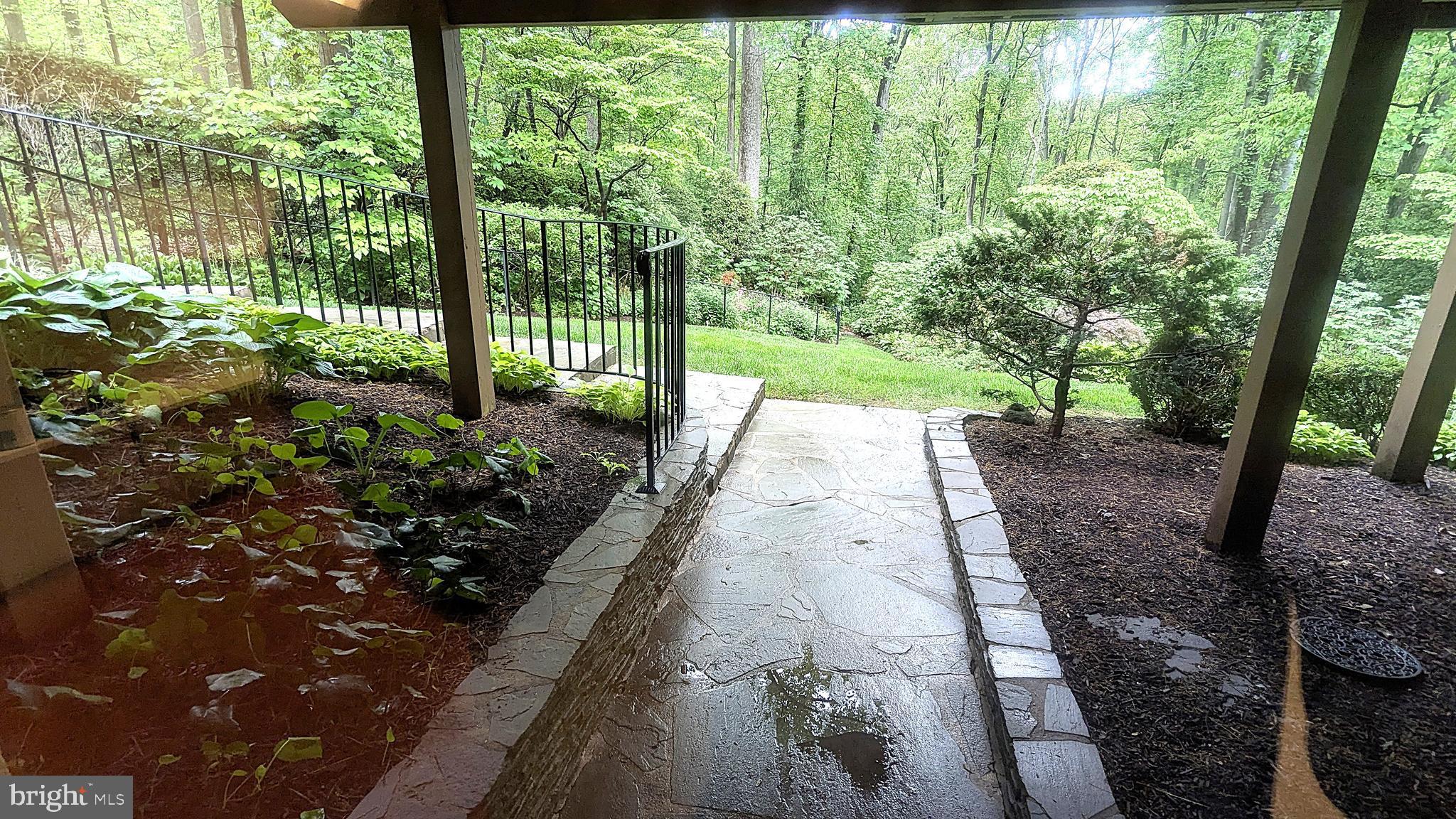 RESTON - Residential Lease