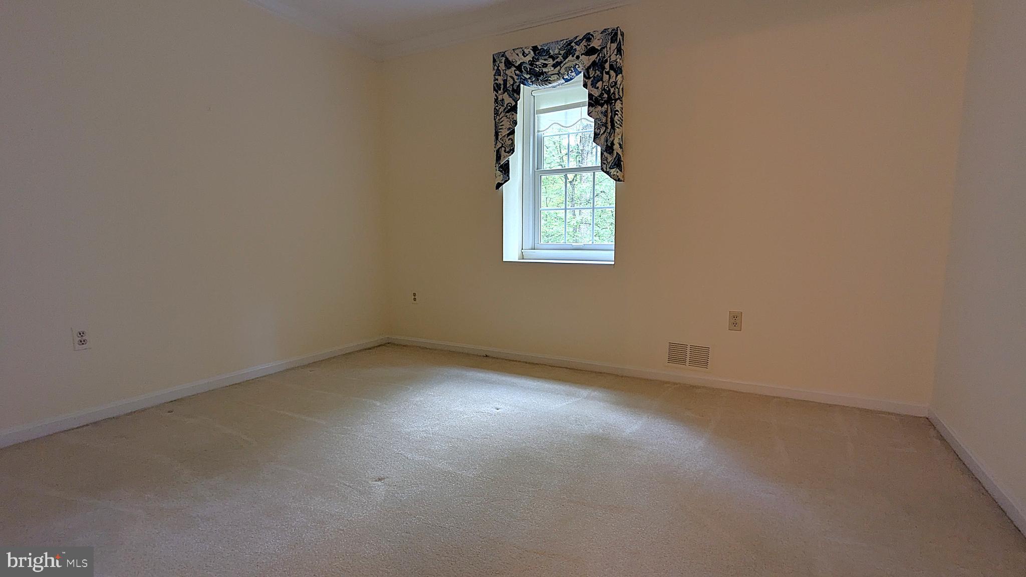 RESTON - Residential Lease