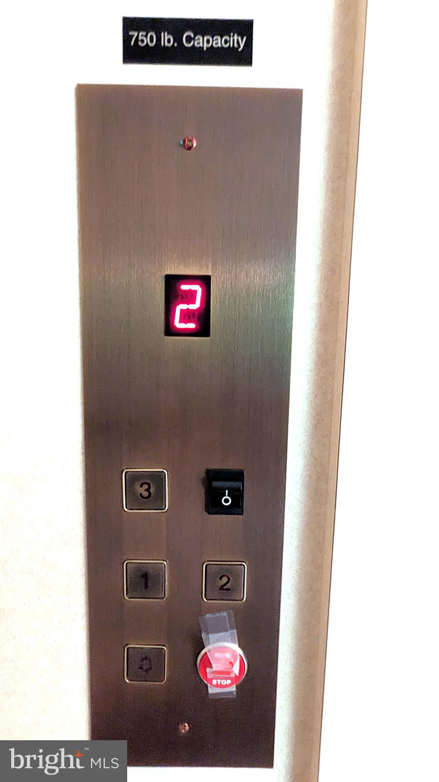 RESTON - Residential Lease