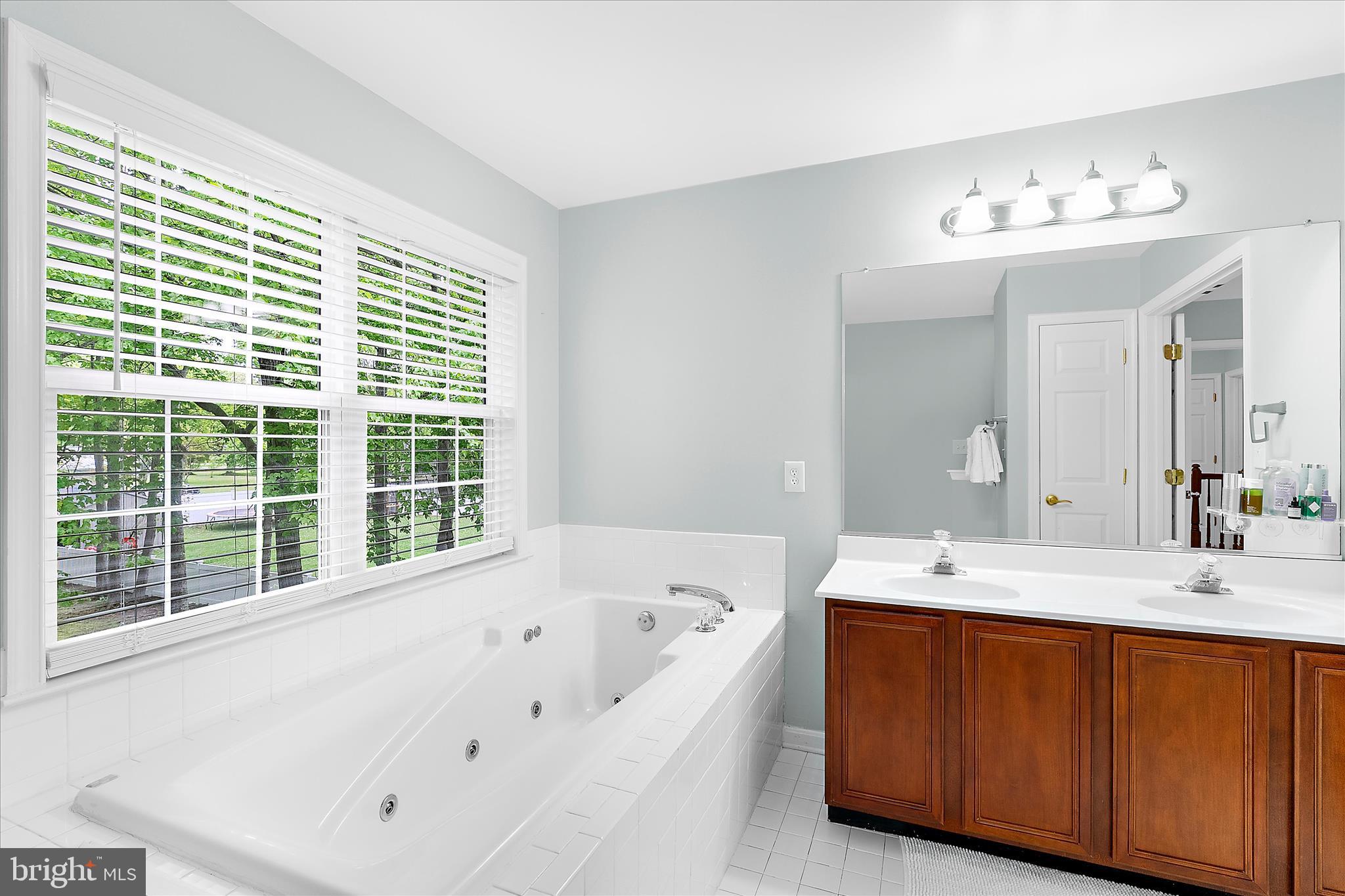 CLOVERFIELDS - Residential