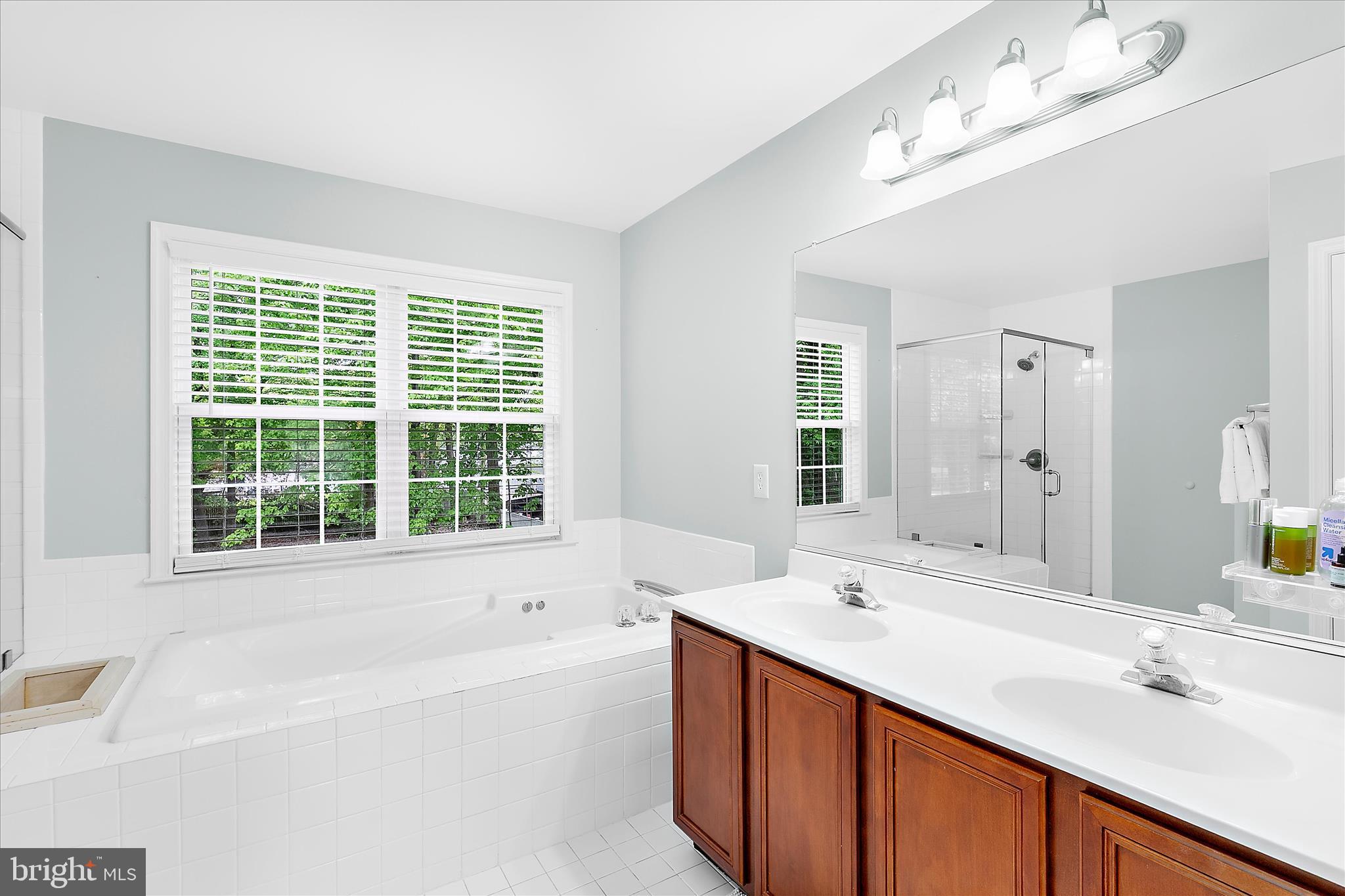 CLOVERFIELDS - Residential